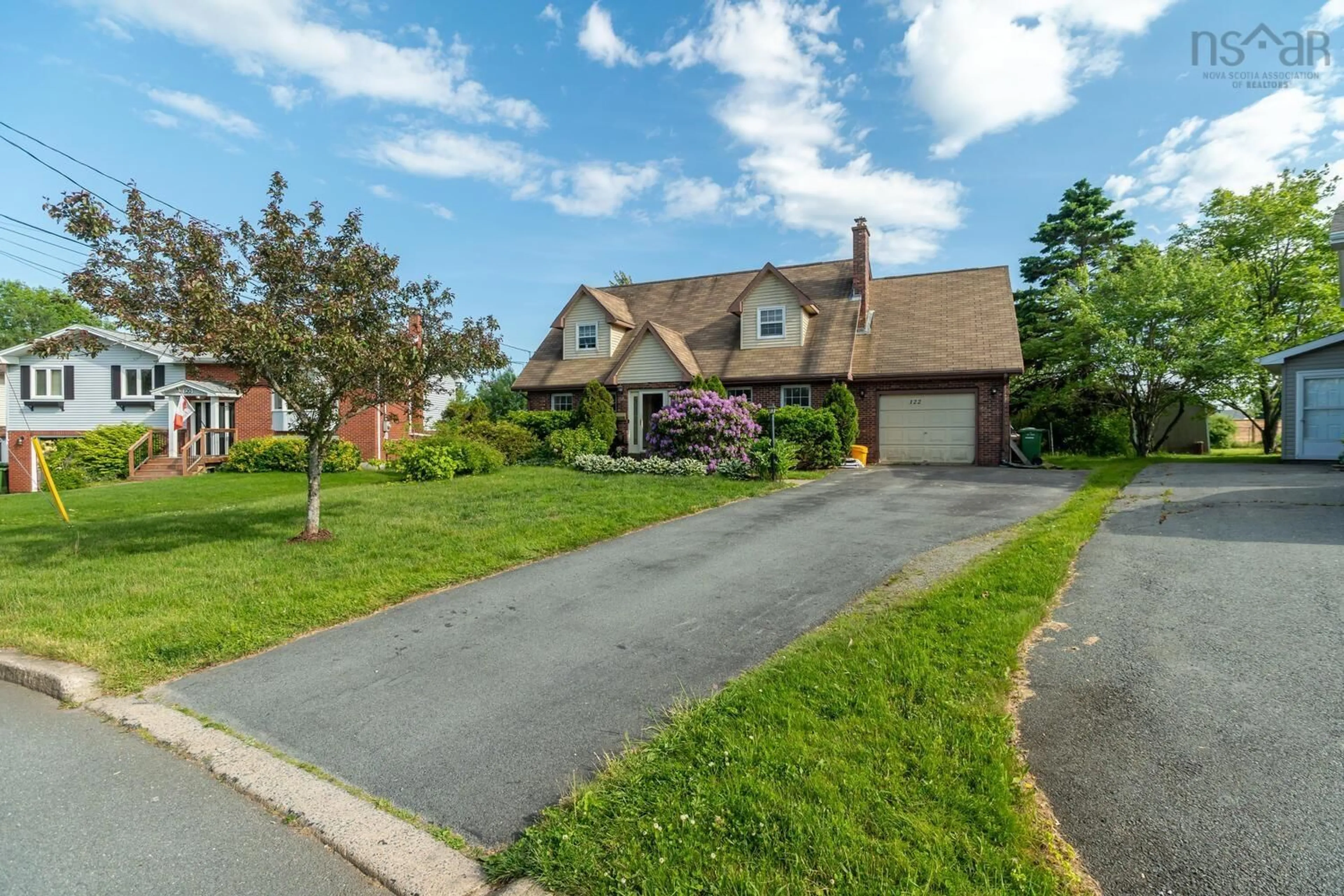 A pic from outside/outdoor area/front of a property/back of a property/a pic from drone, street for 122 Flagstone Dr, Cole Harbour Nova Scotia N2V 1Z8
