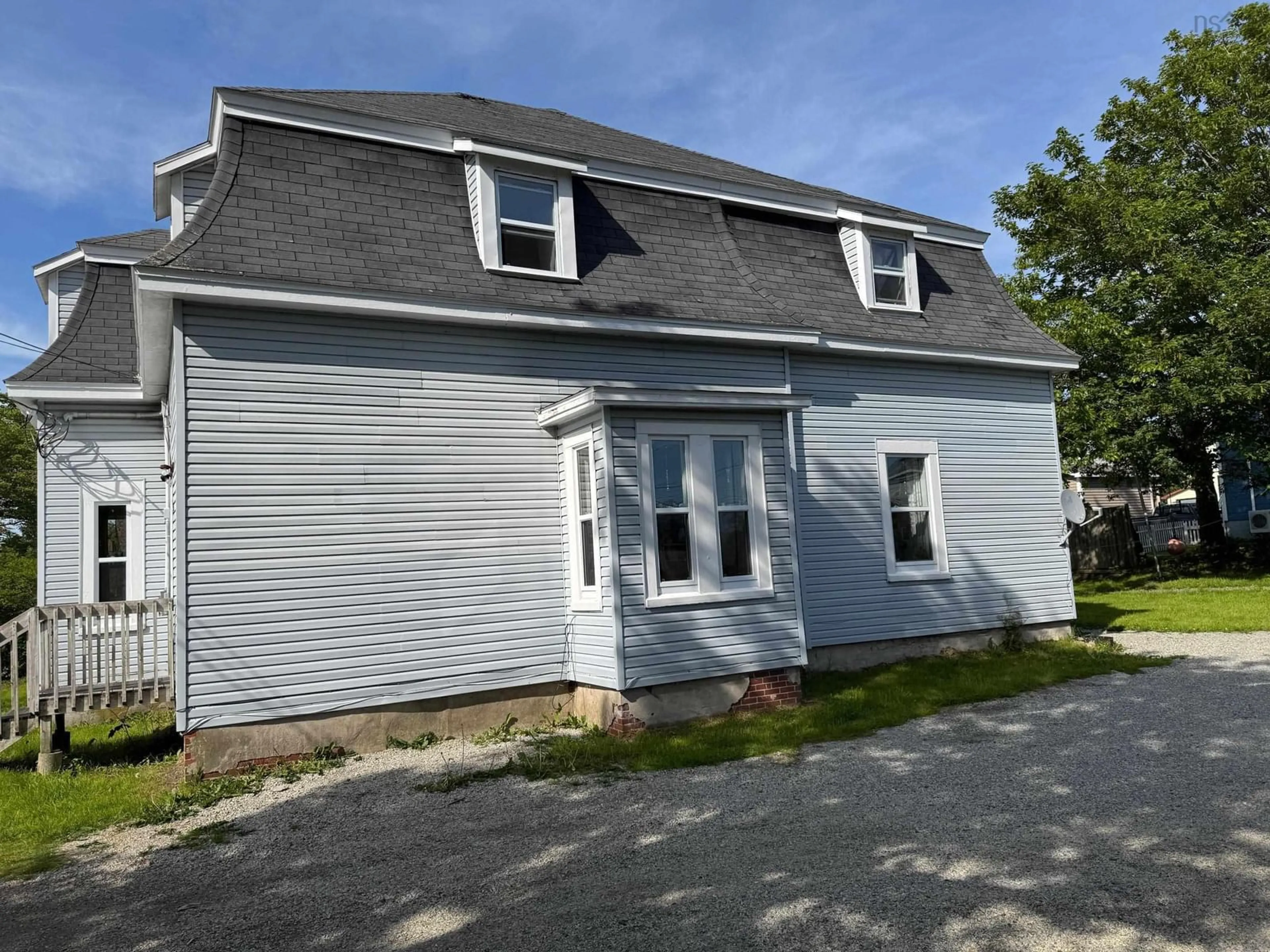 A pic from outside/outdoor area/front of a property/back of a property/a pic from drone, street for 95-97 Brunswick St, Yarmouth Nova Scotia B5A 2G7