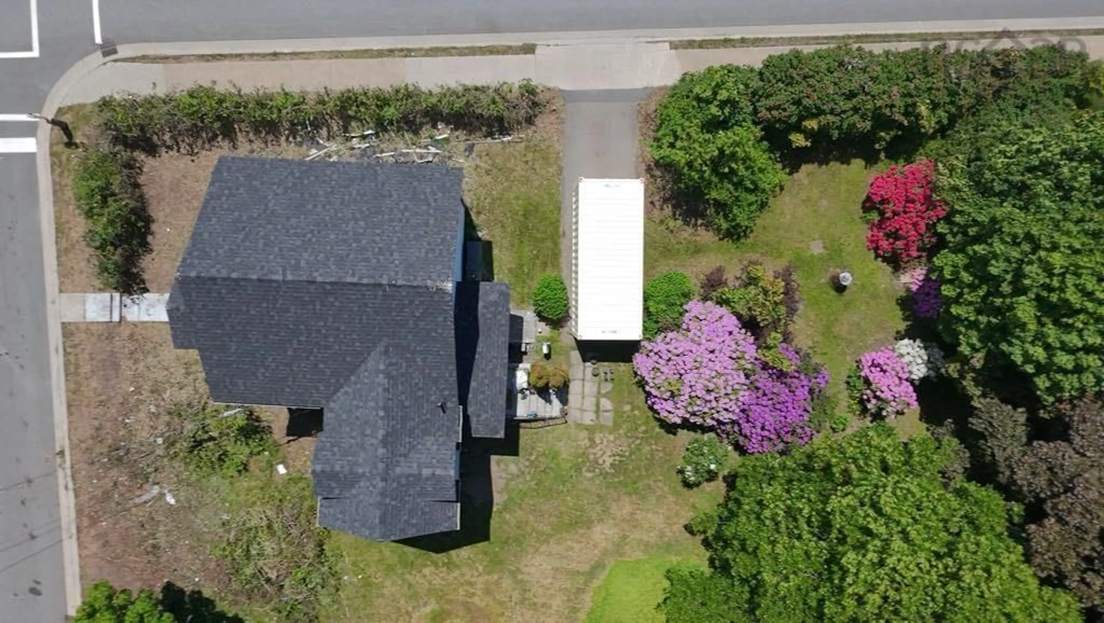 A pic from outside/outdoor area/front of a property/back of a property/a pic from drone, street for 601 George St, New Waterford Nova Scotia B1H 4E4
