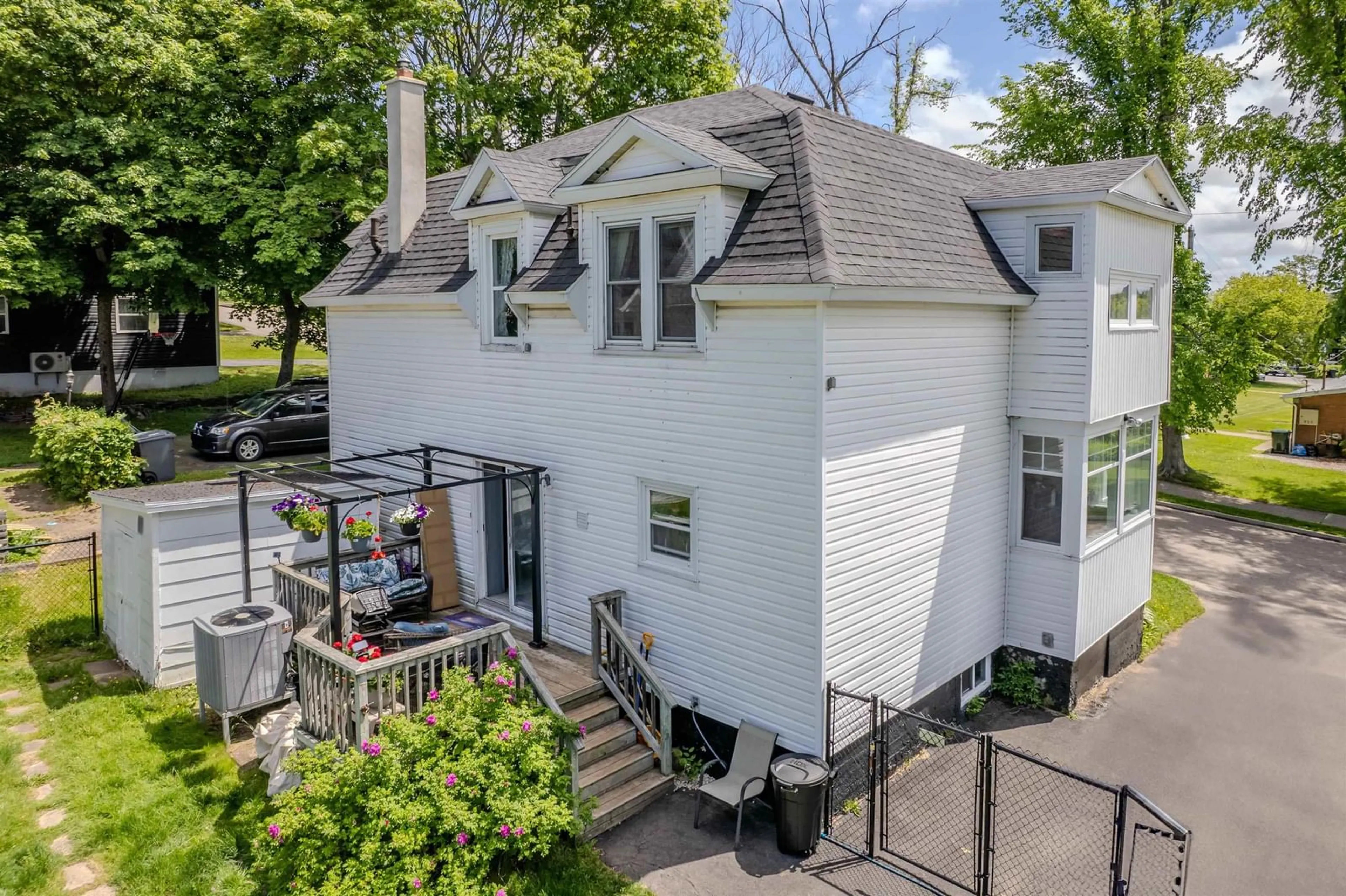 A pic from outside/outdoor area/front of a property/back of a property/a pic from drone, street for 123 Royal Ave, Sydney Nova Scotia B1P 4M4
