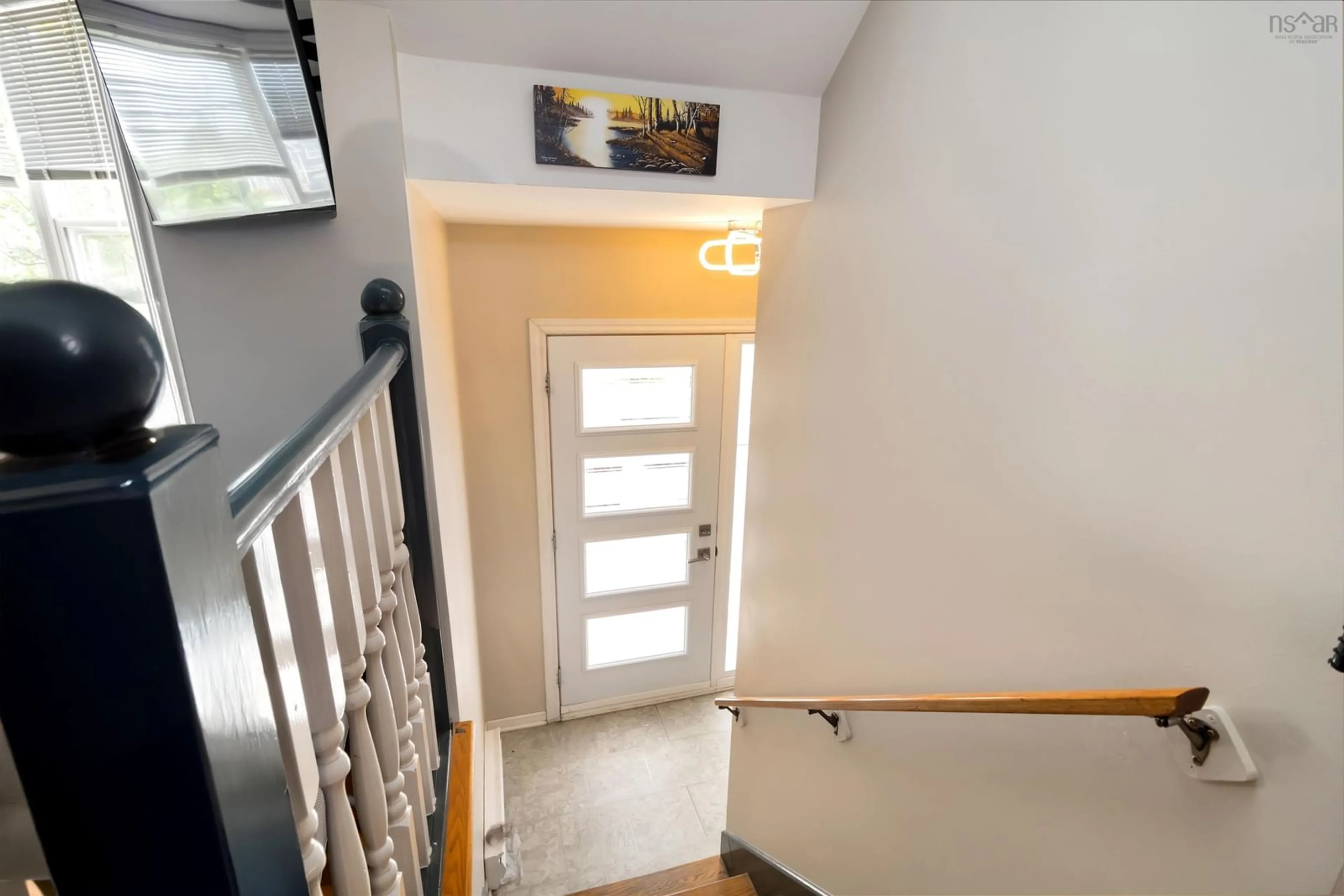 Indoor foyer for 11 Kaleigh Dr, Eastern Passage Nova Scotia B3G 1E3