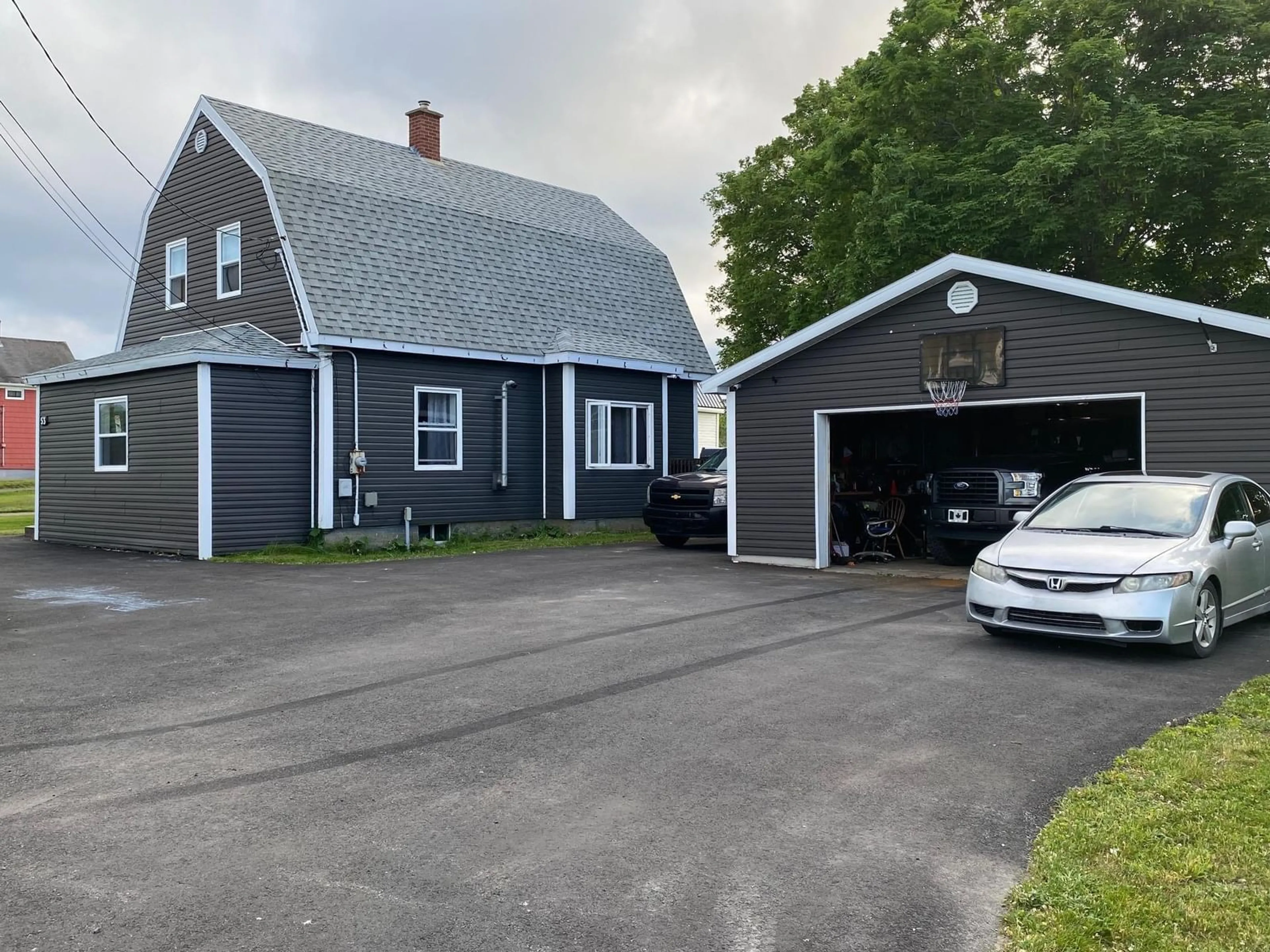 Indoor garage for 53 Ocean Ave, Dominion Nova Scotia B1G 1R4