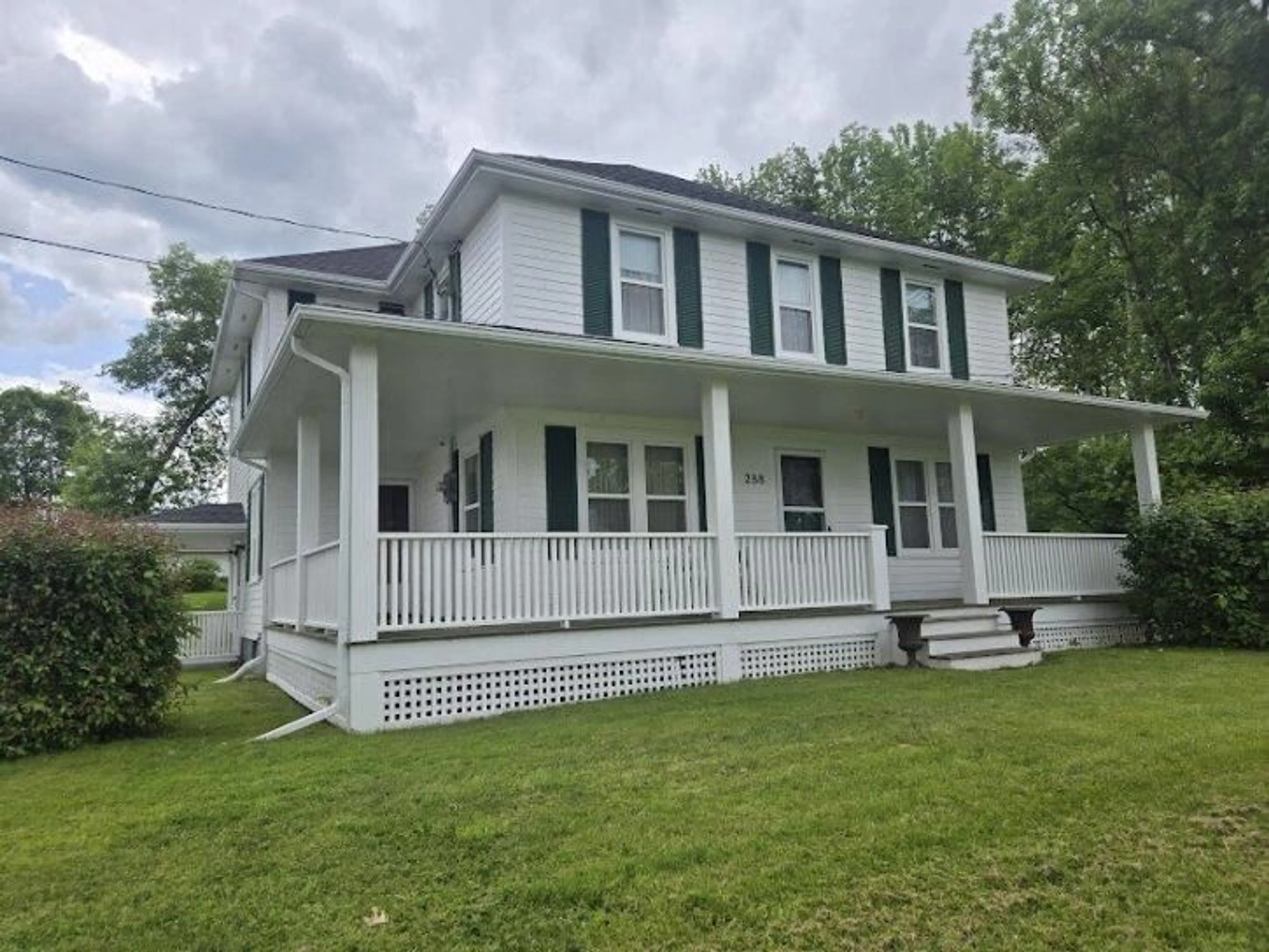 Home with vinyl exterior material, building for 288 Main St, Tatamagouche Nova Scotia B0K 1V0