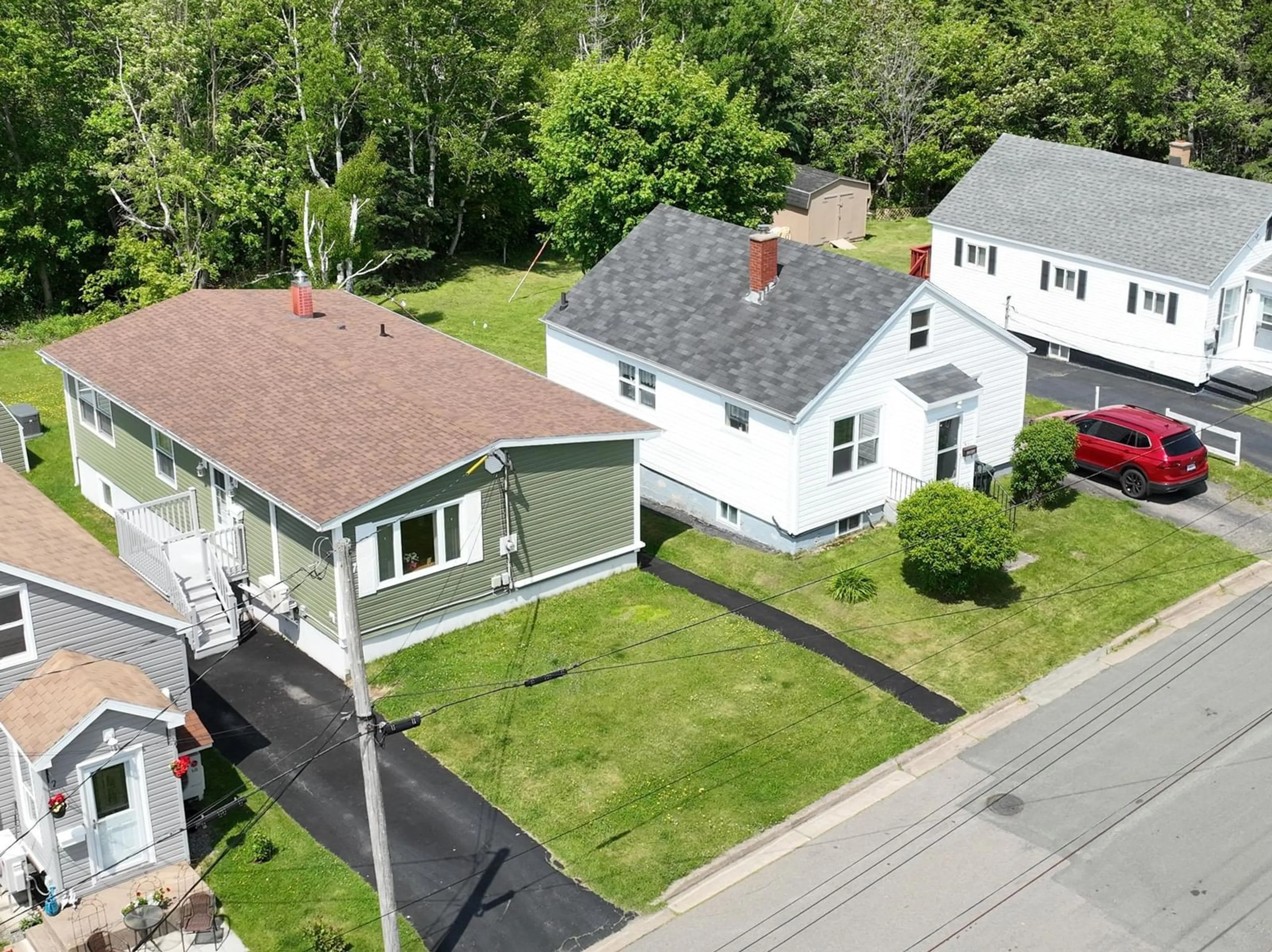 A pic from outside/outdoor area/front of a property/back of a property/a pic from drone, street for 77 Brown St, Sydney Nova Scotia B1S 2M6