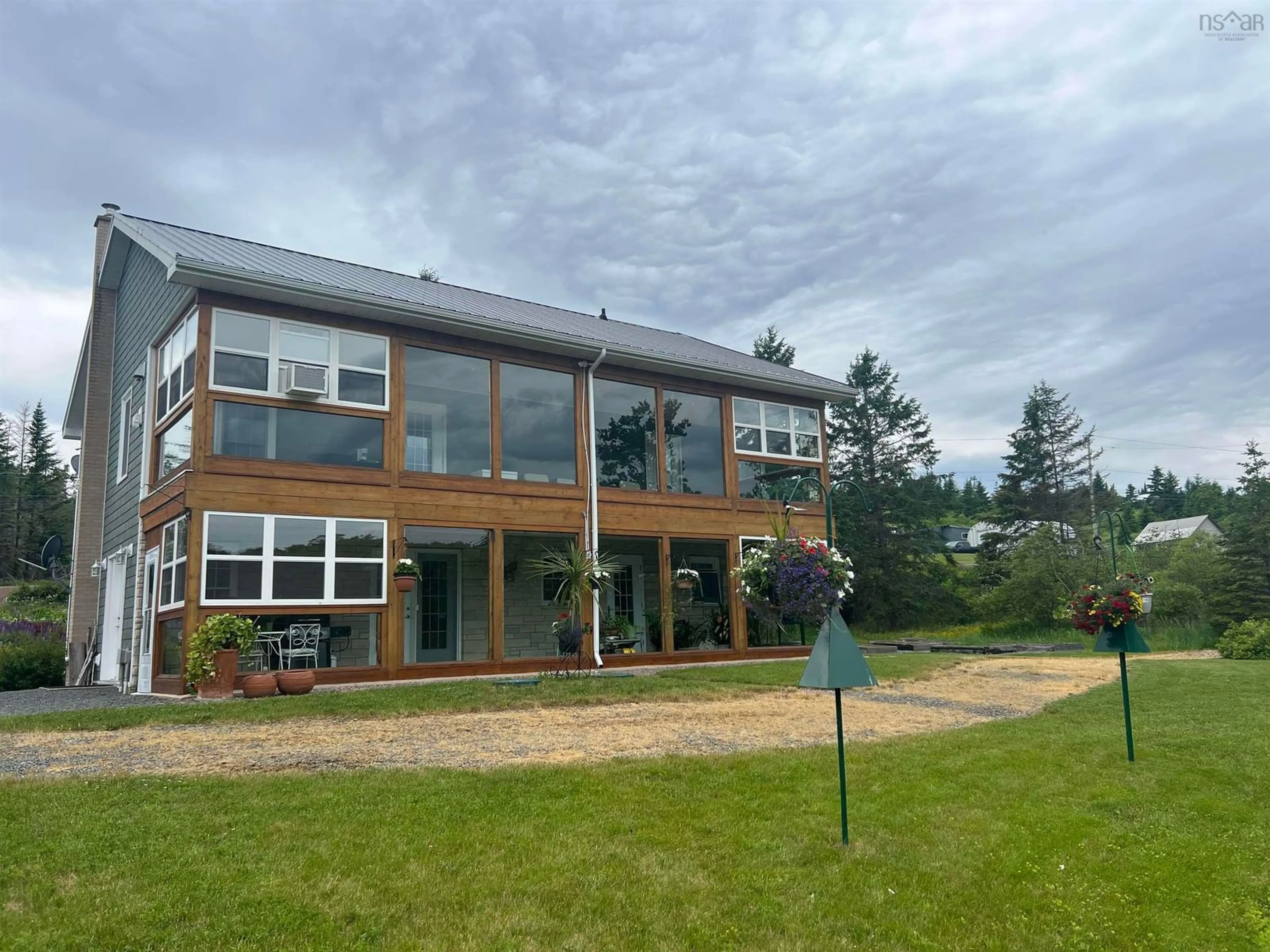 A pic from outside/outdoor area/front of a property/back of a property/a pic from drone, building for 3504 Highway 311, Nuttby Nova Scotia B6L 6H9