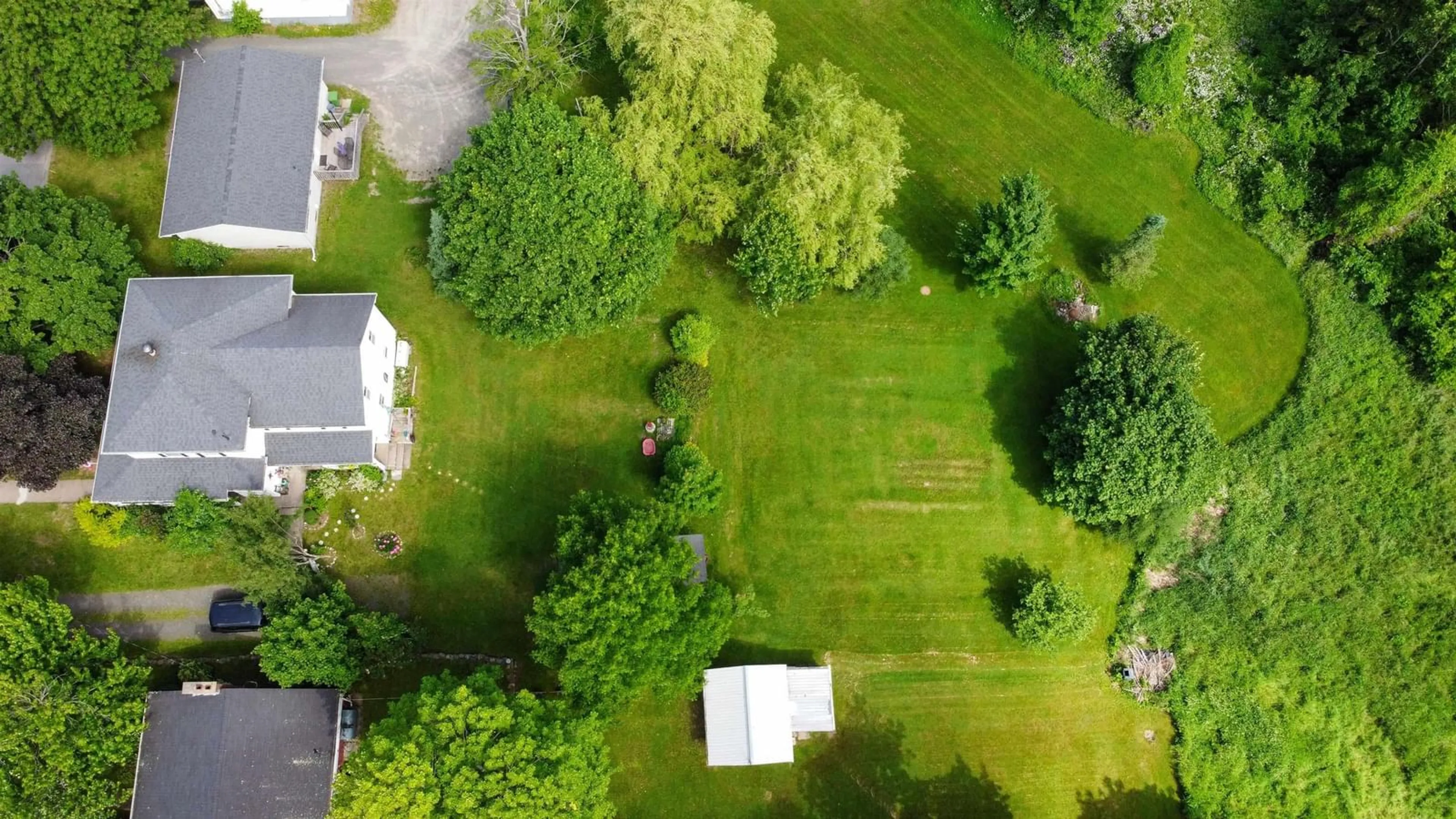 A pic from outside/outdoor area/front of a property/back of a property/a pic from drone, unknown for 58 Victoria St, Antigonish Nova Scotia B2G 1X3