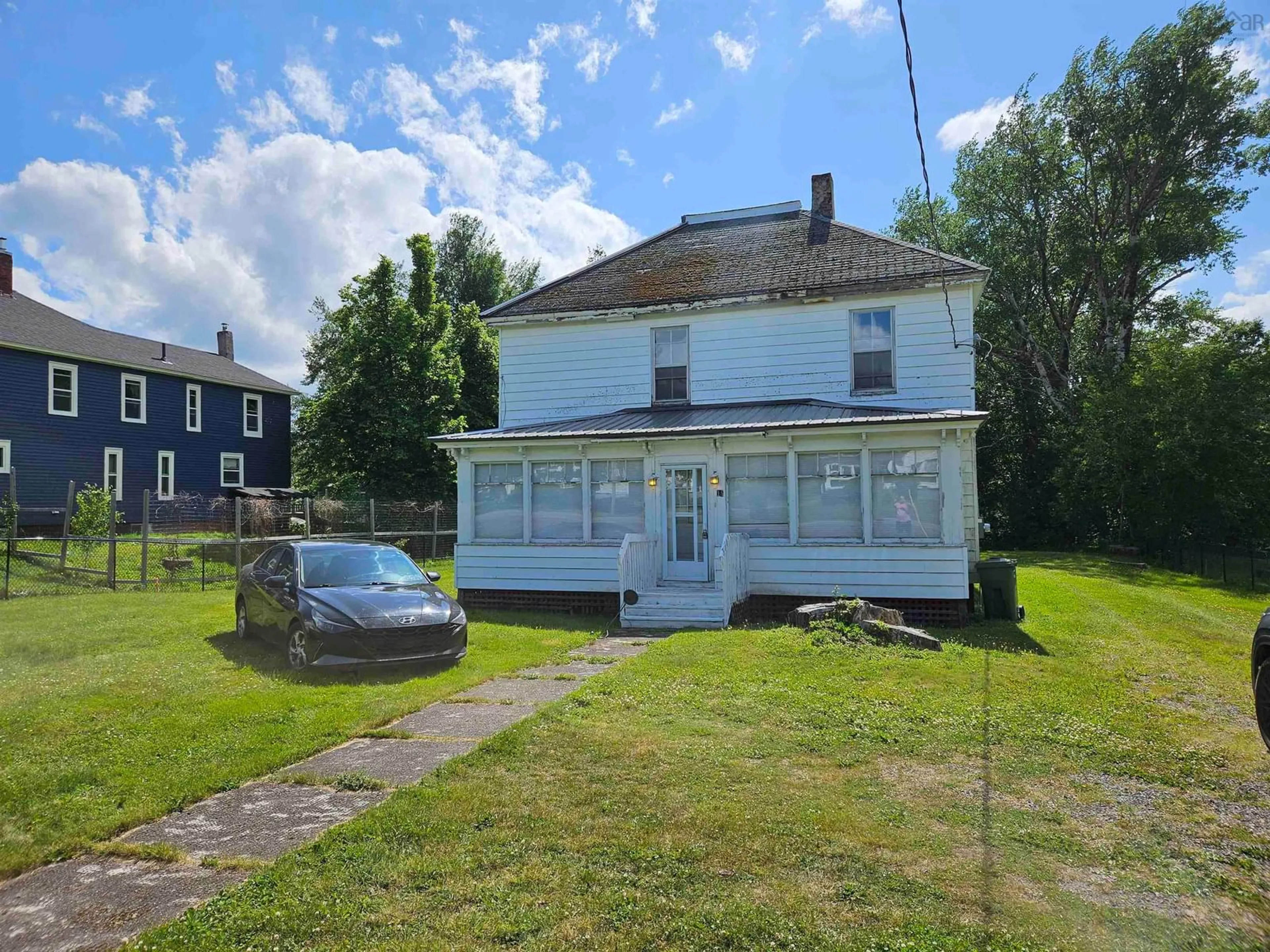A pic from outside/outdoor area/front of a property/back of a property/a pic from drone, building for 15 Mcdougal St, Springhill Nova Scotia B0M 1X0