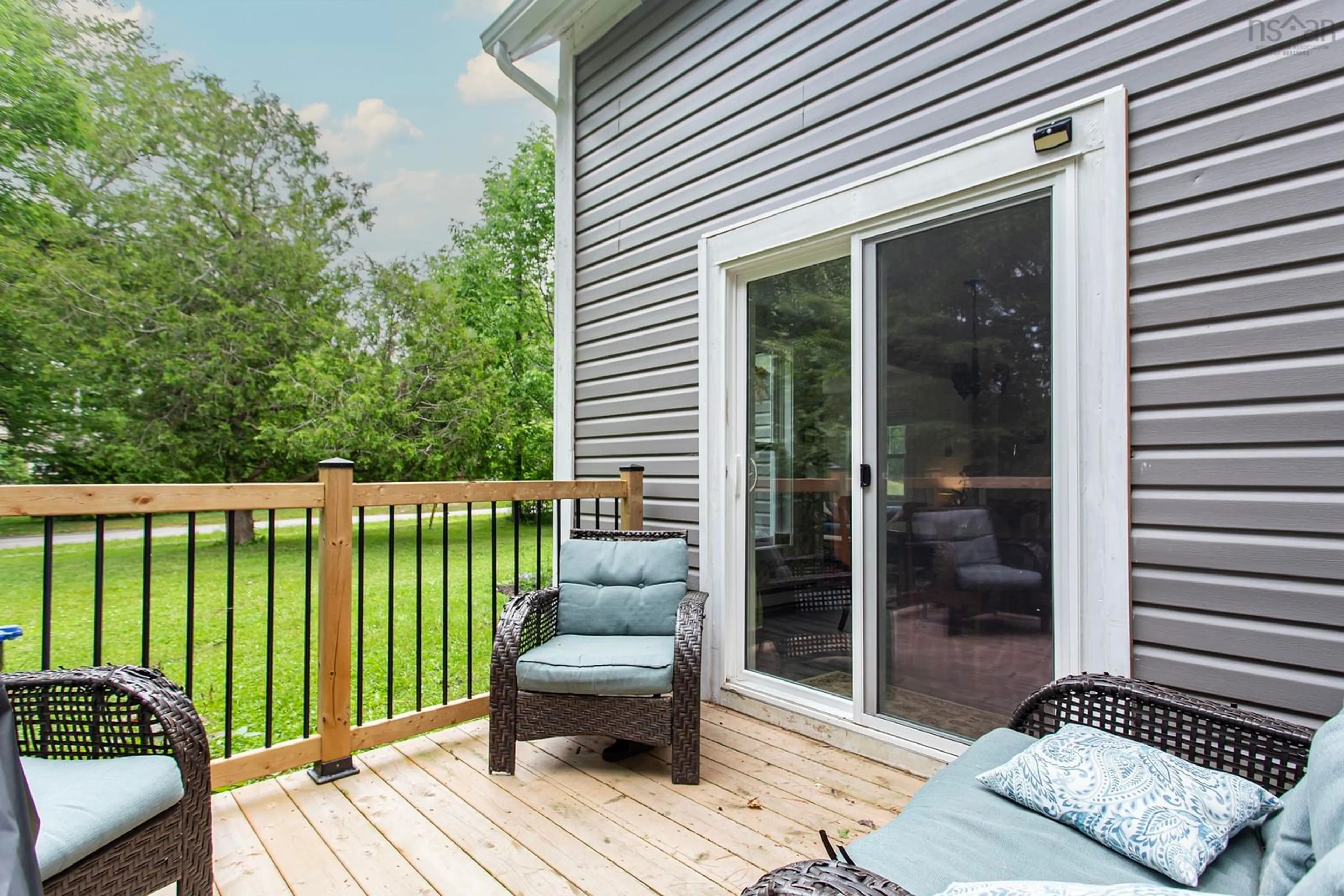 Patio, water/lake/river/ocean view for 108 Cottage St, Berwick Nova Scotia B0P 1E0
