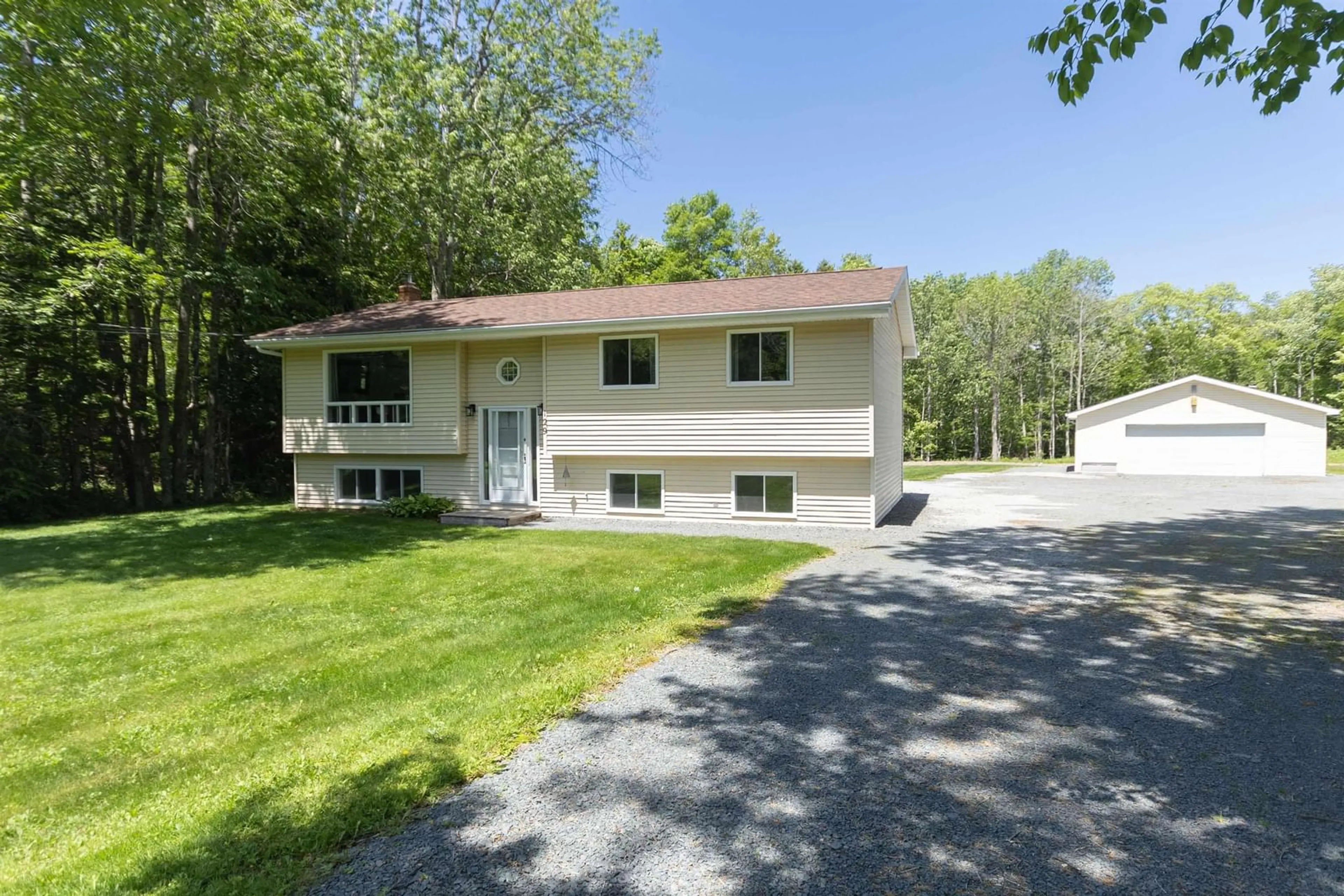 Home with vinyl exterior material, street for 129 Rosley Rd, Beaver Bank Nova Scotia B4G 1C4