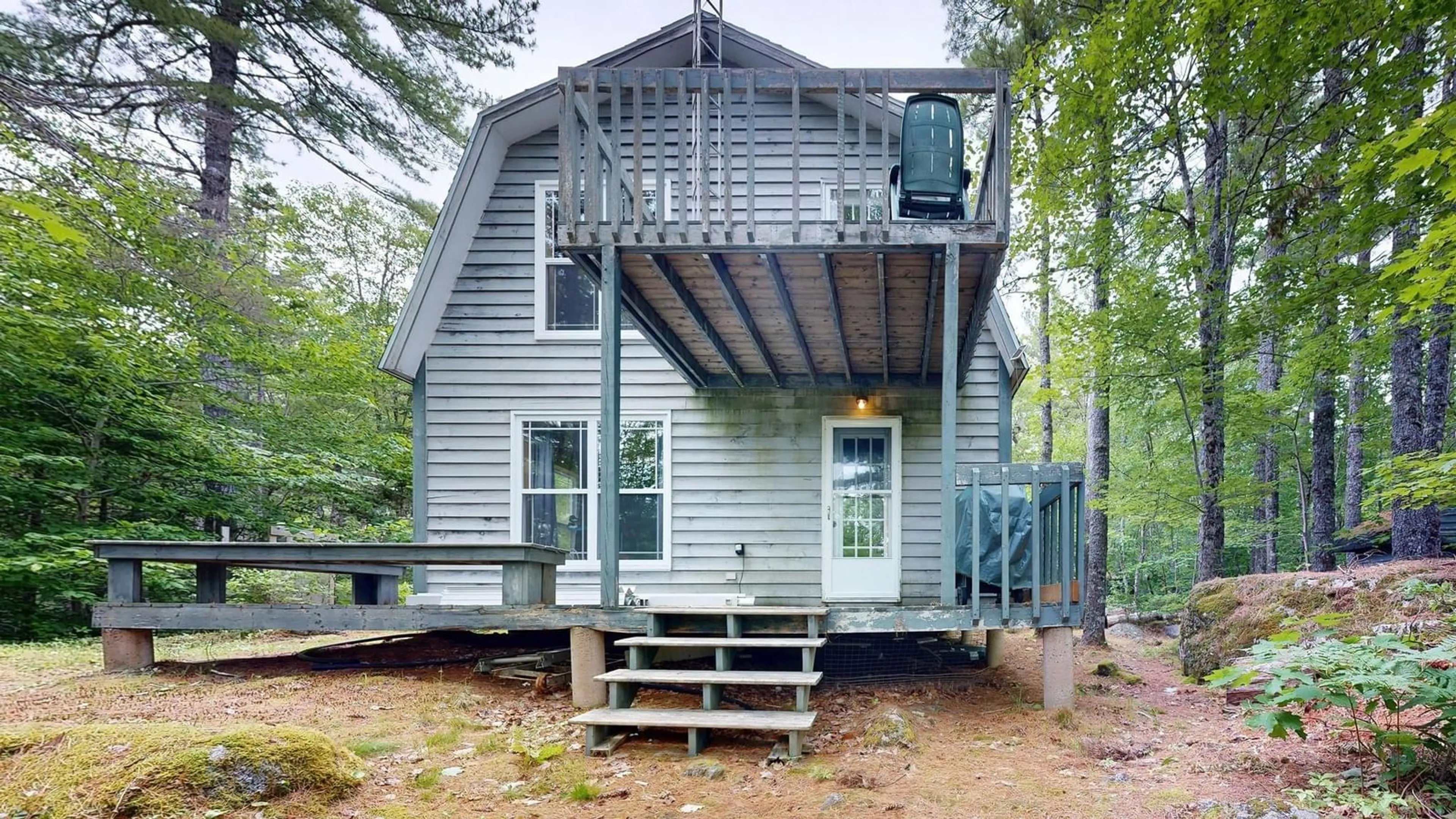 Home with vinyl exterior material, unknown for 190 Chipman Lane, Waterloo Lake Nova Scotia B0S 1P0