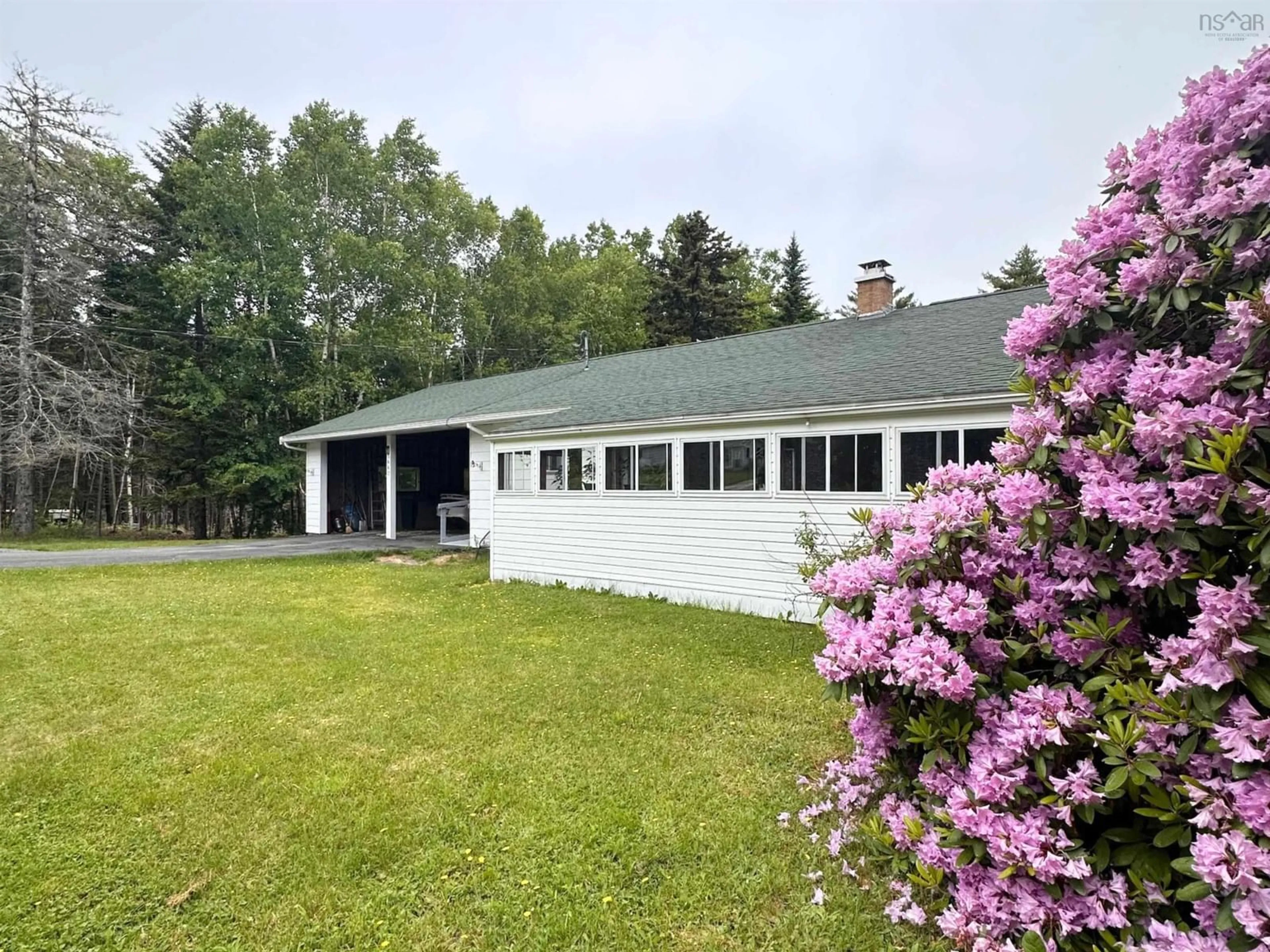 A pic from outside/outdoor area/front of a property/back of a property/a pic from drone, unknown for 5662 Highway 325, West Clifford Nova Scotia B4V 8G8