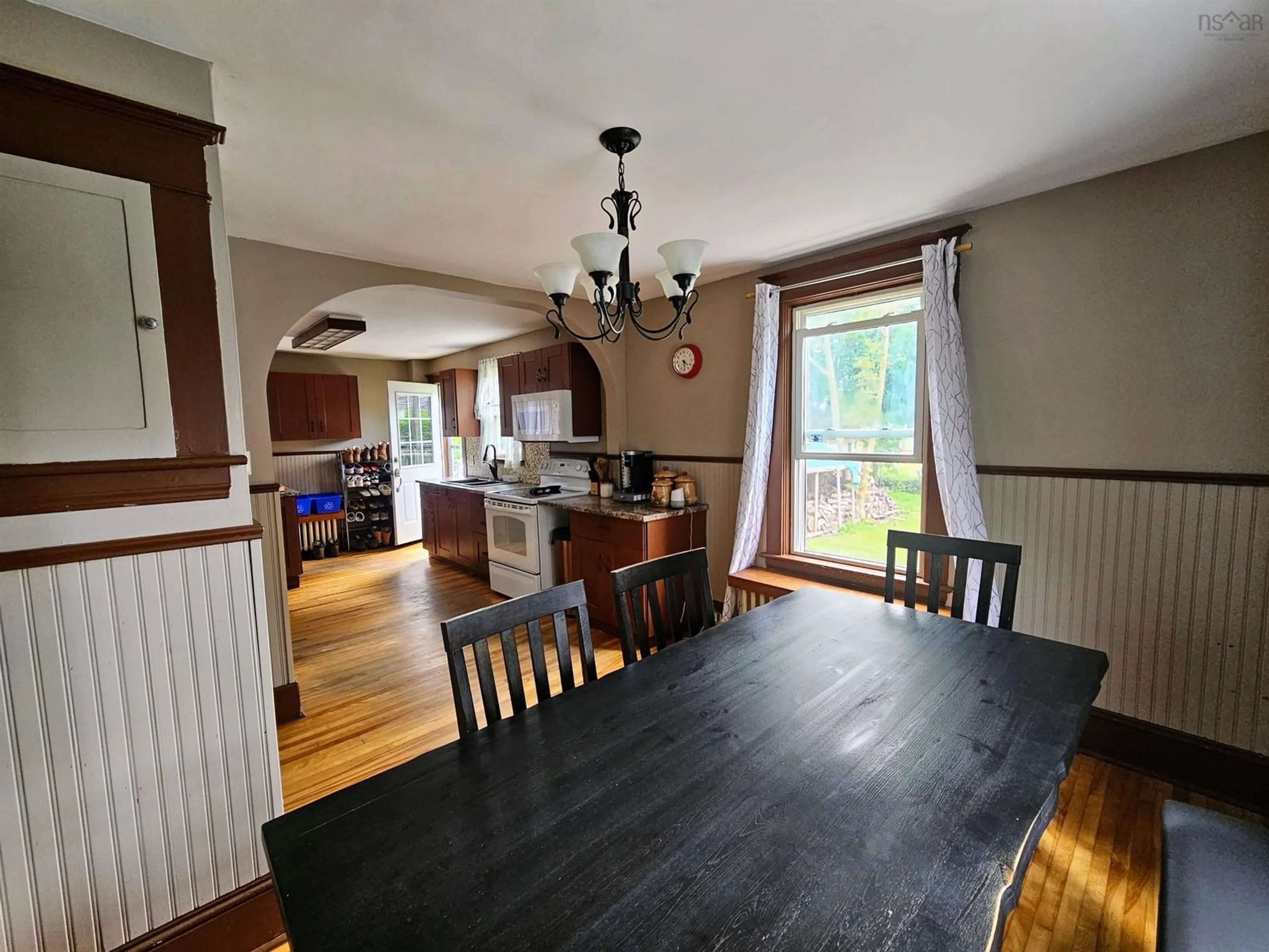Dining room, wood/laminate floor for 269 Union St, Sydney Nova Scotia B1P 4Y3