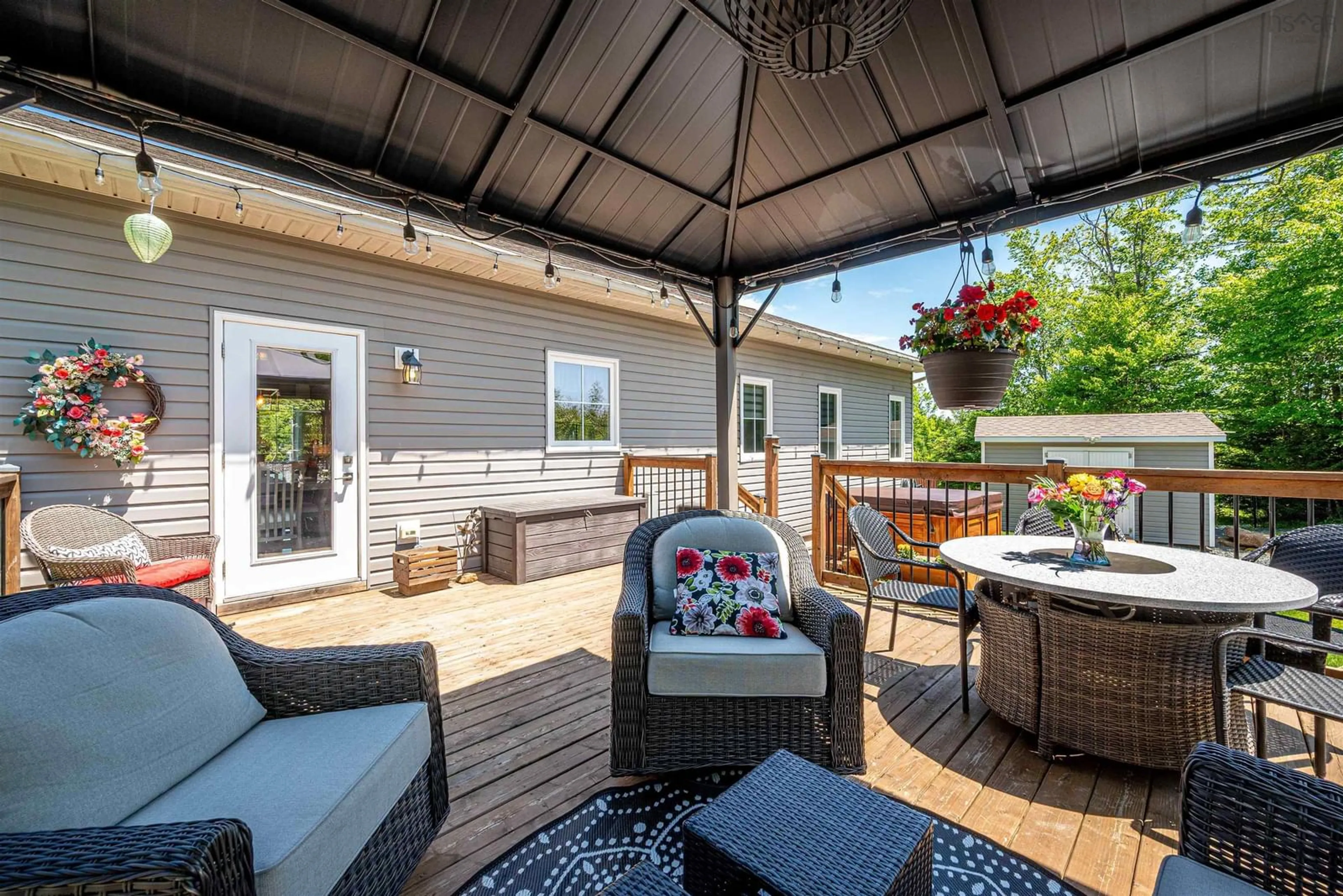 Patio, street for 28 Pinhigh Crt, Middle Sackville Nova Scotia B4C 2N4