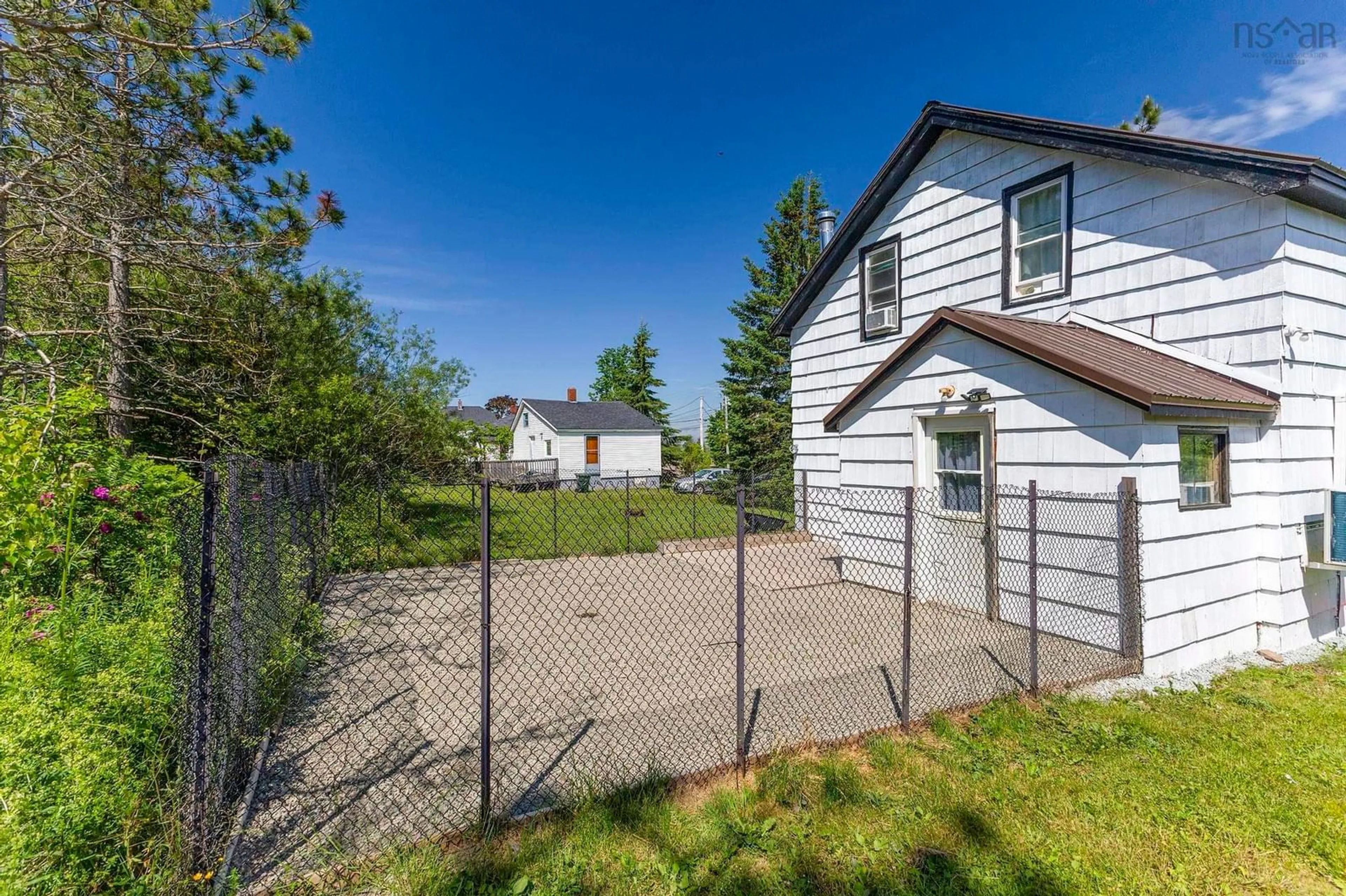 Unknown for 81 North St, Springhill Nova Scotia B0M 1X0