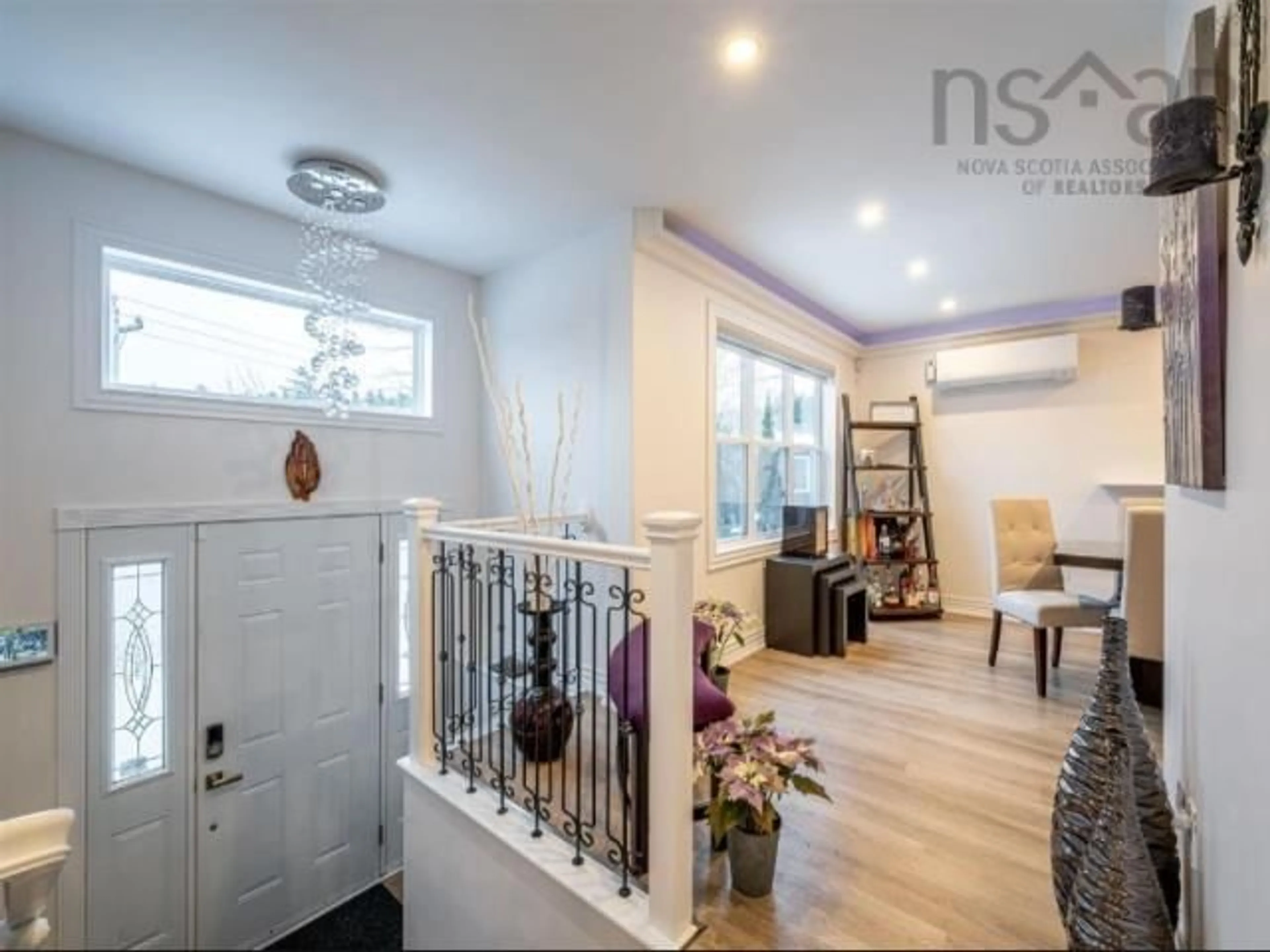 Indoor entryway for 55 Donaldson Ave, Halifax Nova Scotia B3M 3B4