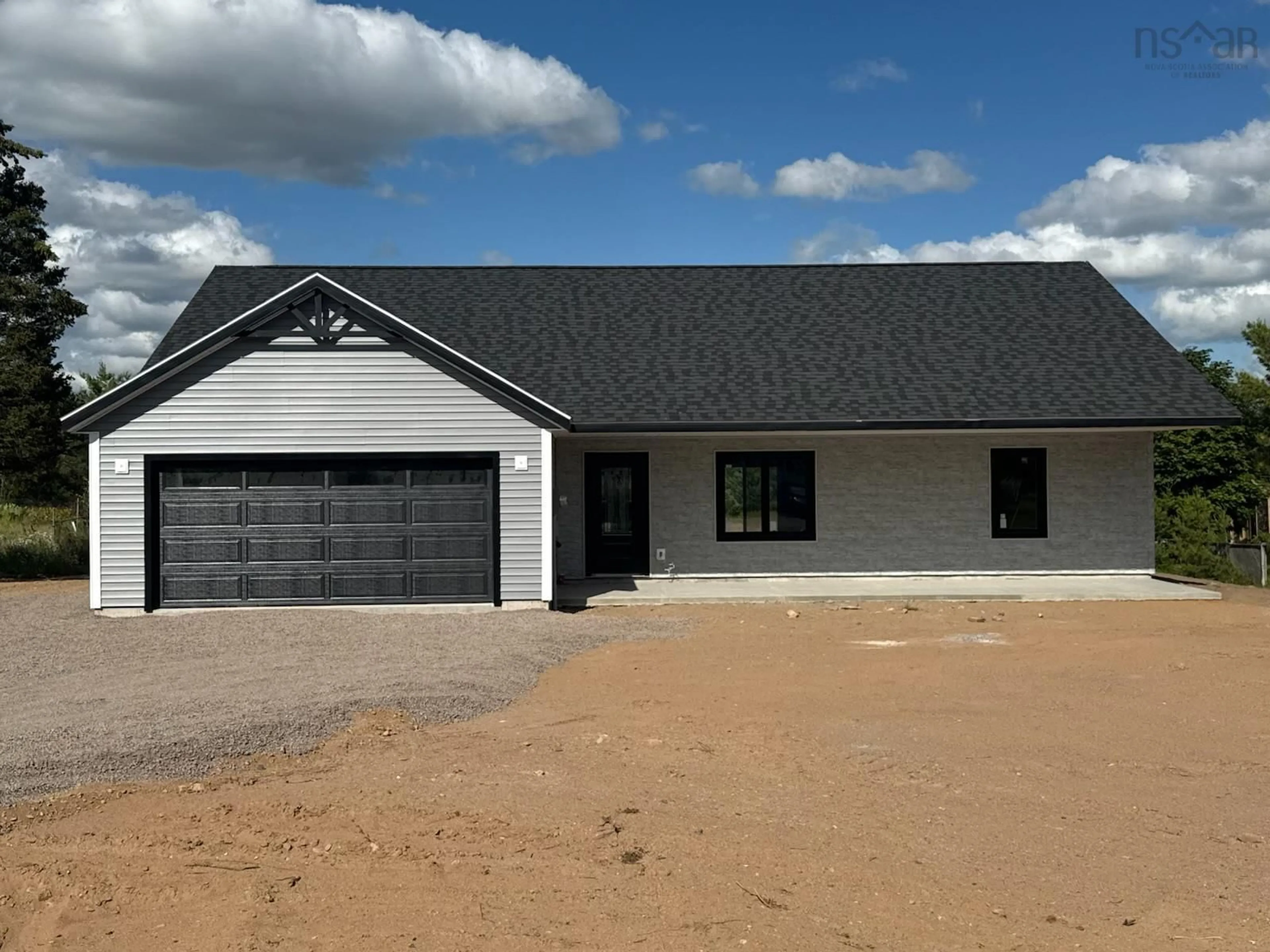 Home with vinyl exterior material, building for 1866 Greenwood Rd, Kingston Nova Scotia B0P 1R0