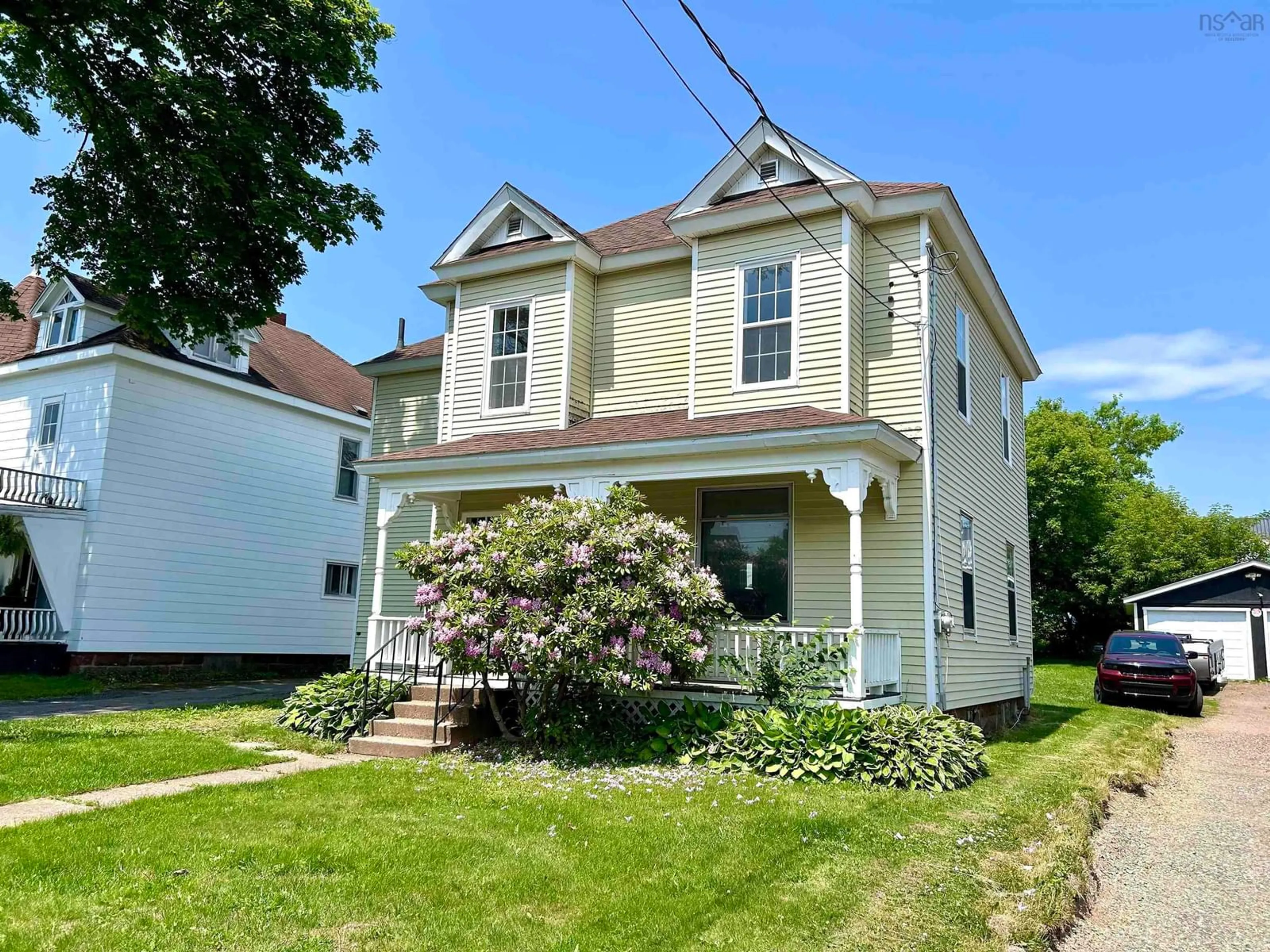 Unknown for 26 Queen St, Amherst Nova Scotia B4H 1P9