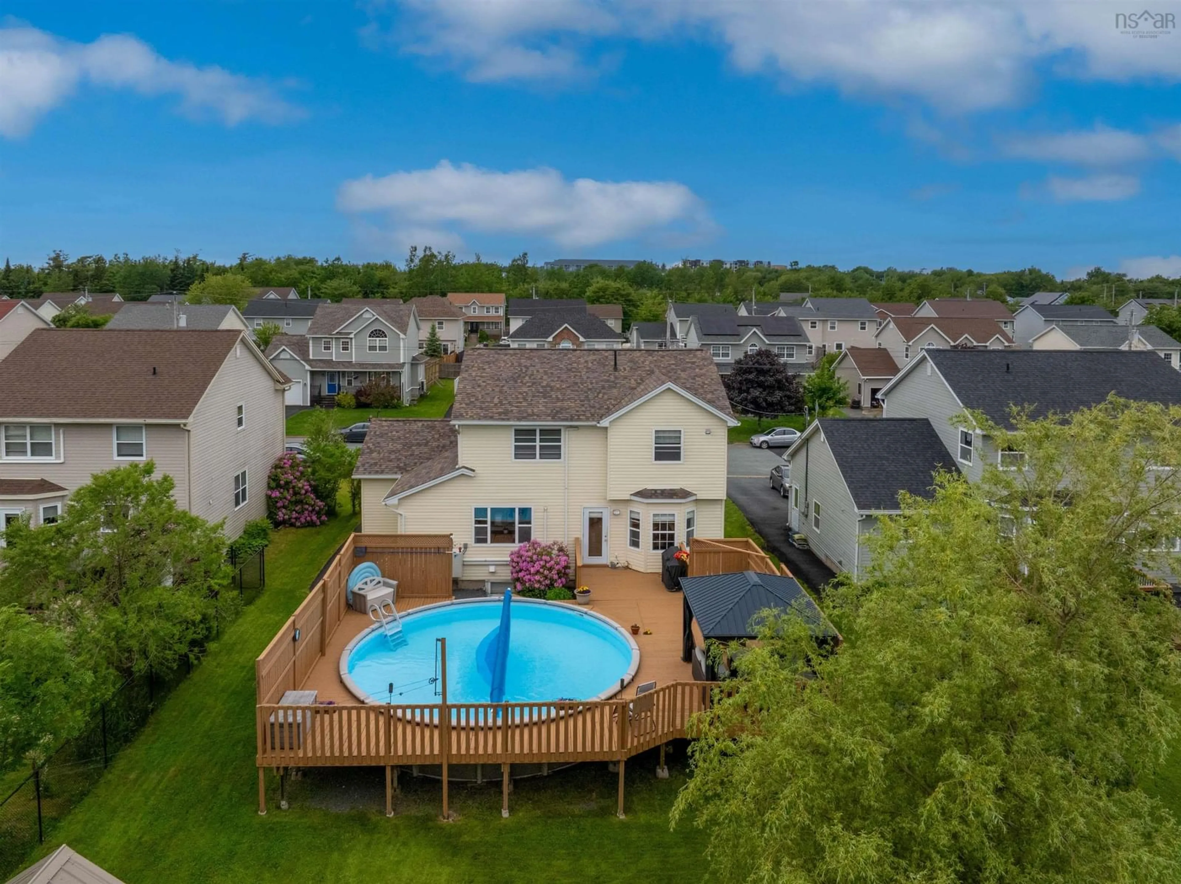 A pic from outside/outdoor area/front of a property/back of a property/a pic from drone, water/lake/river/ocean view for 45 Pearl Dr, Dartmouth Nova Scotia B2V 2T7