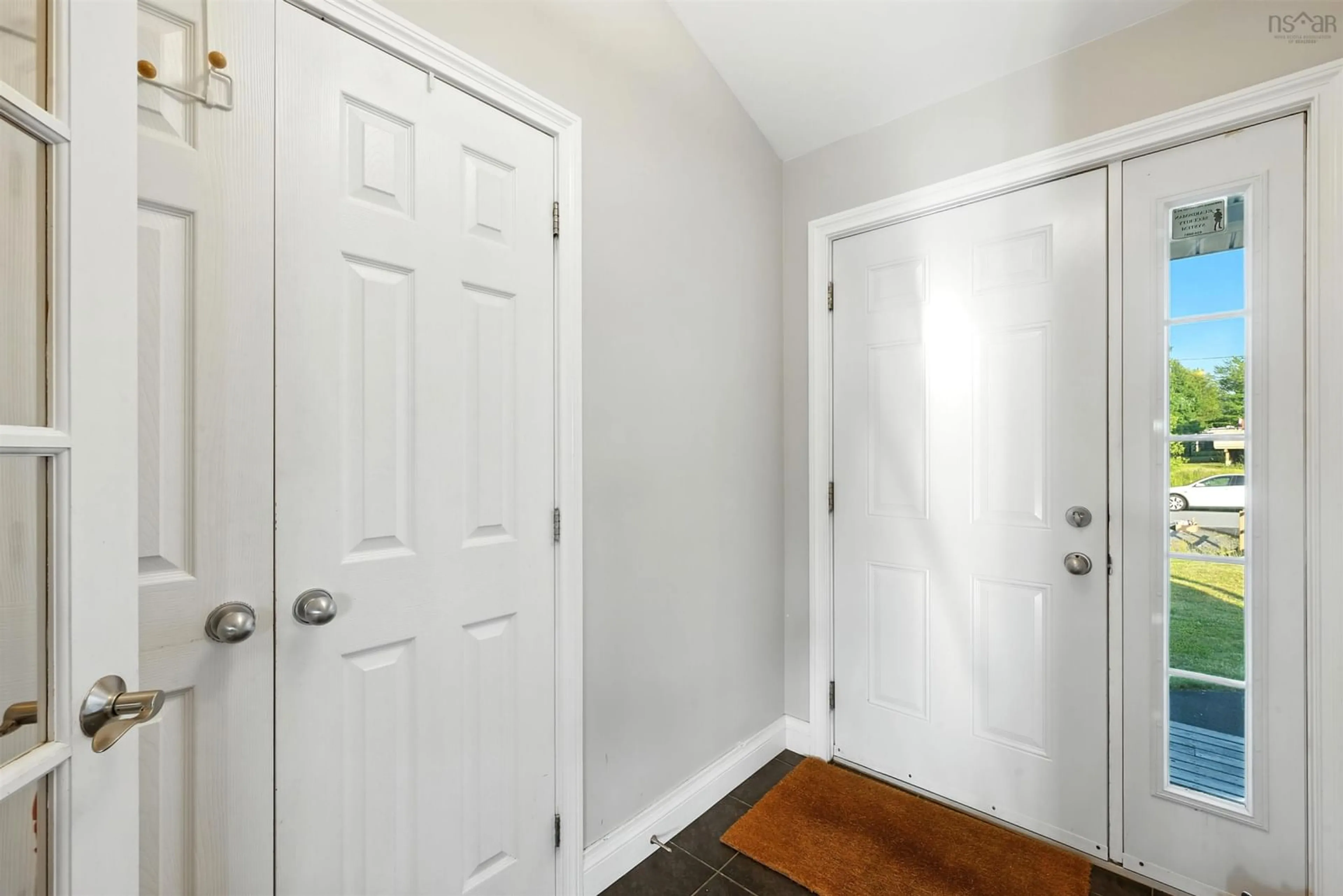Indoor entryway for 12 Carriage Lane, Enfield Nova Scotia B2T 1L4
