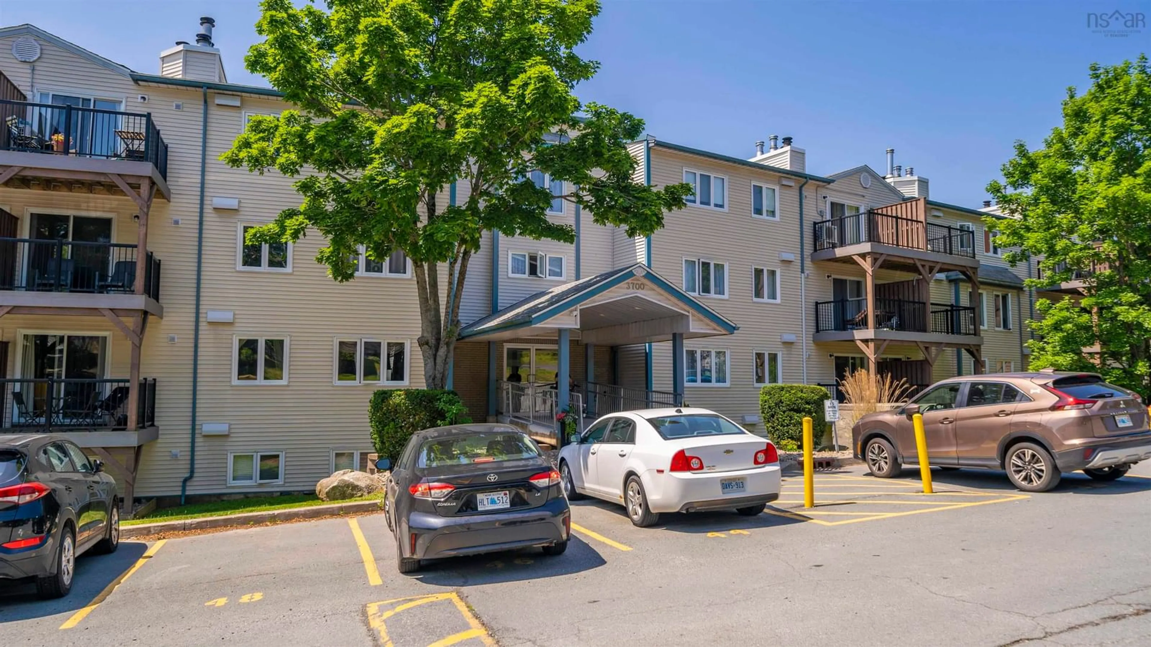 Patio, unknown for 3700 John Parr Dr #424, Halifax Nova Scotia B3K 5V4