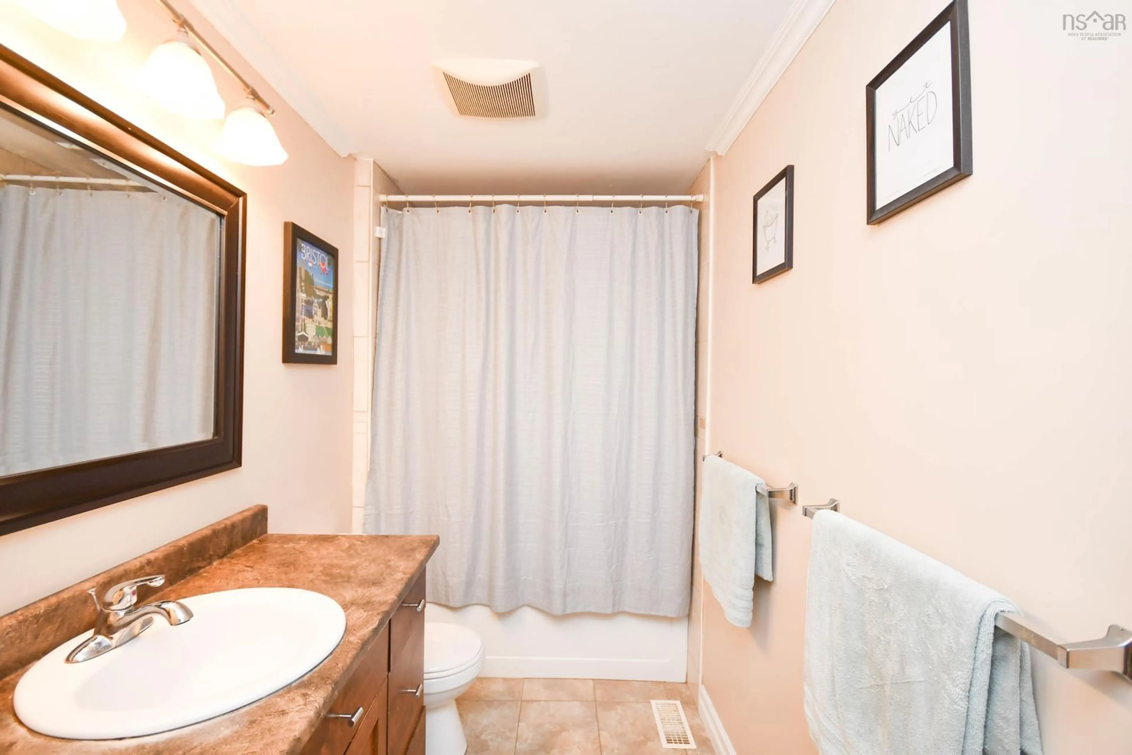 Standard bathroom, ceramic/tile floor for 95 Quaker Cres, Lower Sackville Nova Scotia B4C 2Z1
