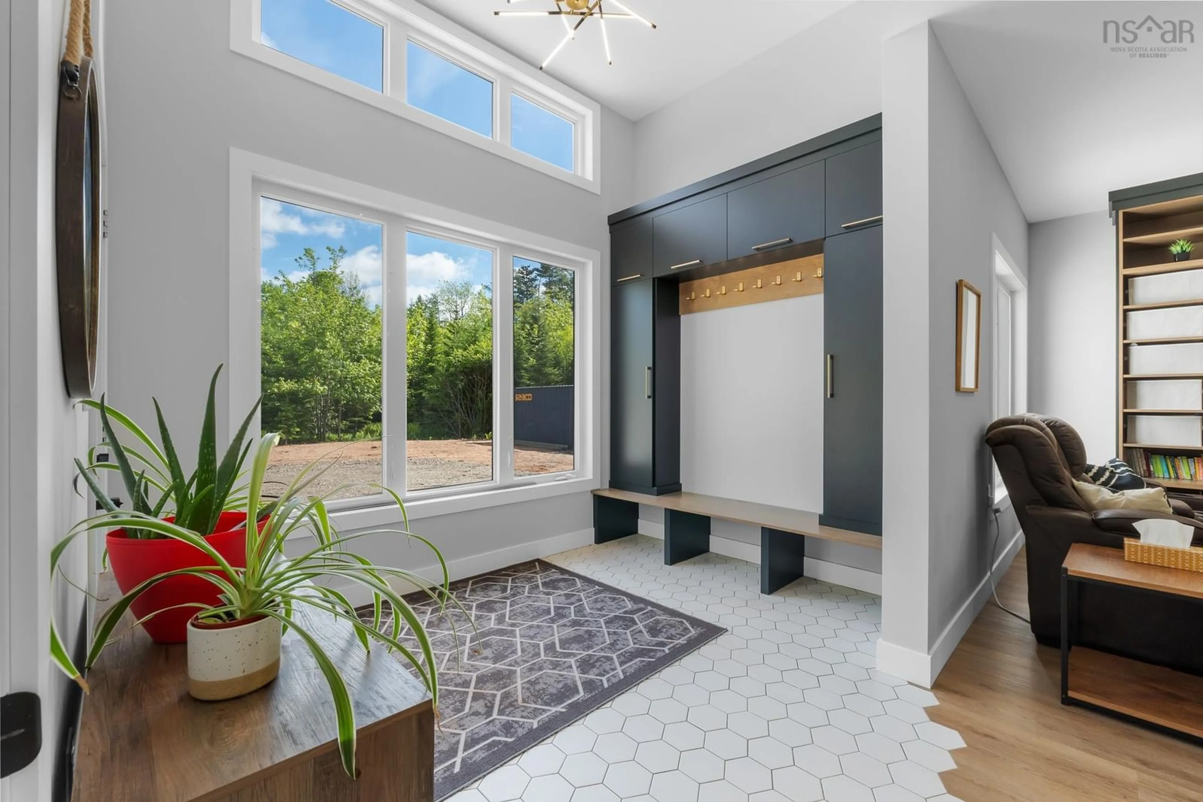 Indoor entryway for 900 Kennedy Rd, Hilden Nova Scotia B0N 1C0