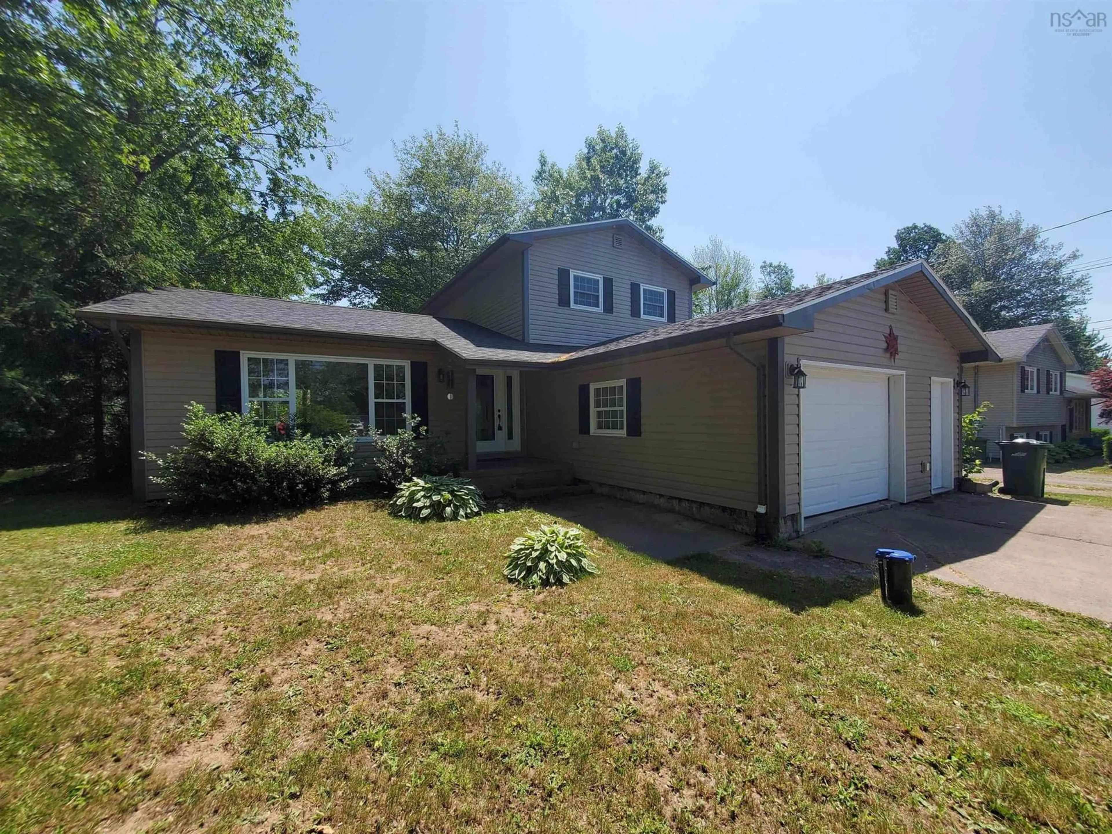 Home with vinyl exterior material, street for 2778 Poplar Dr, Coldbrook Nova Scotia B4N 1A8
