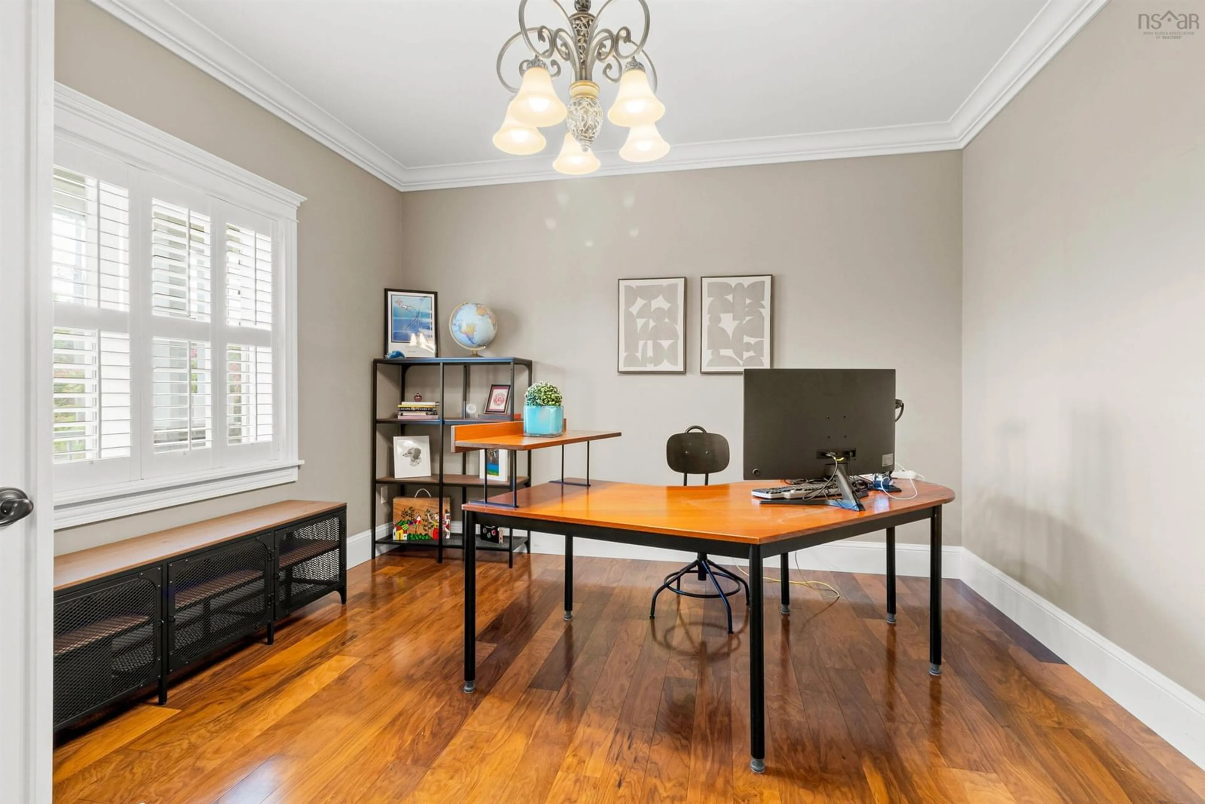 A pic of a room for 55 Sophia St, Halifax Nova Scotia B3S 0C7