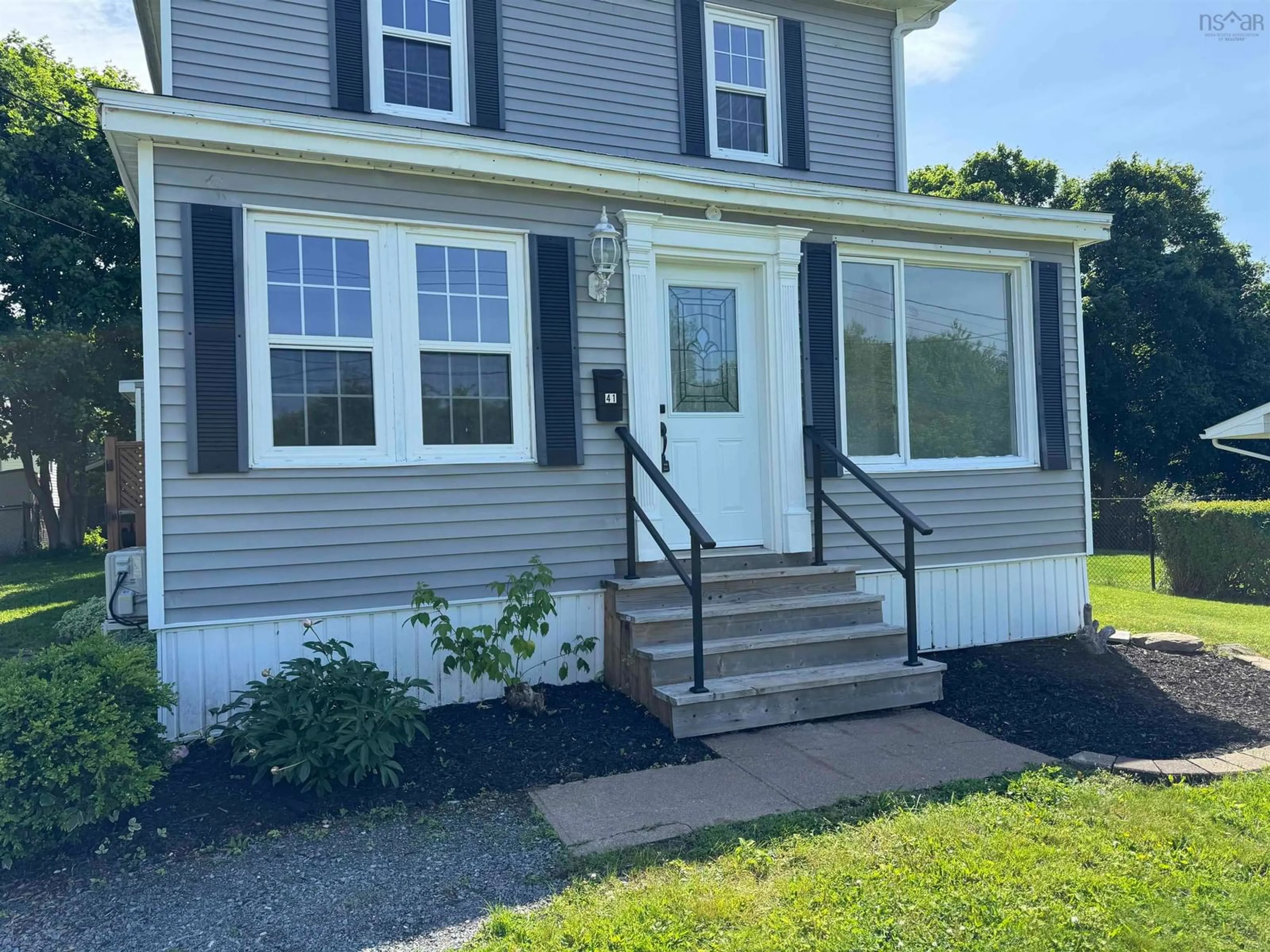 Home with vinyl exterior material, street for 41 Fourth St, New Glasgow Nova Scotia B2H 1C9