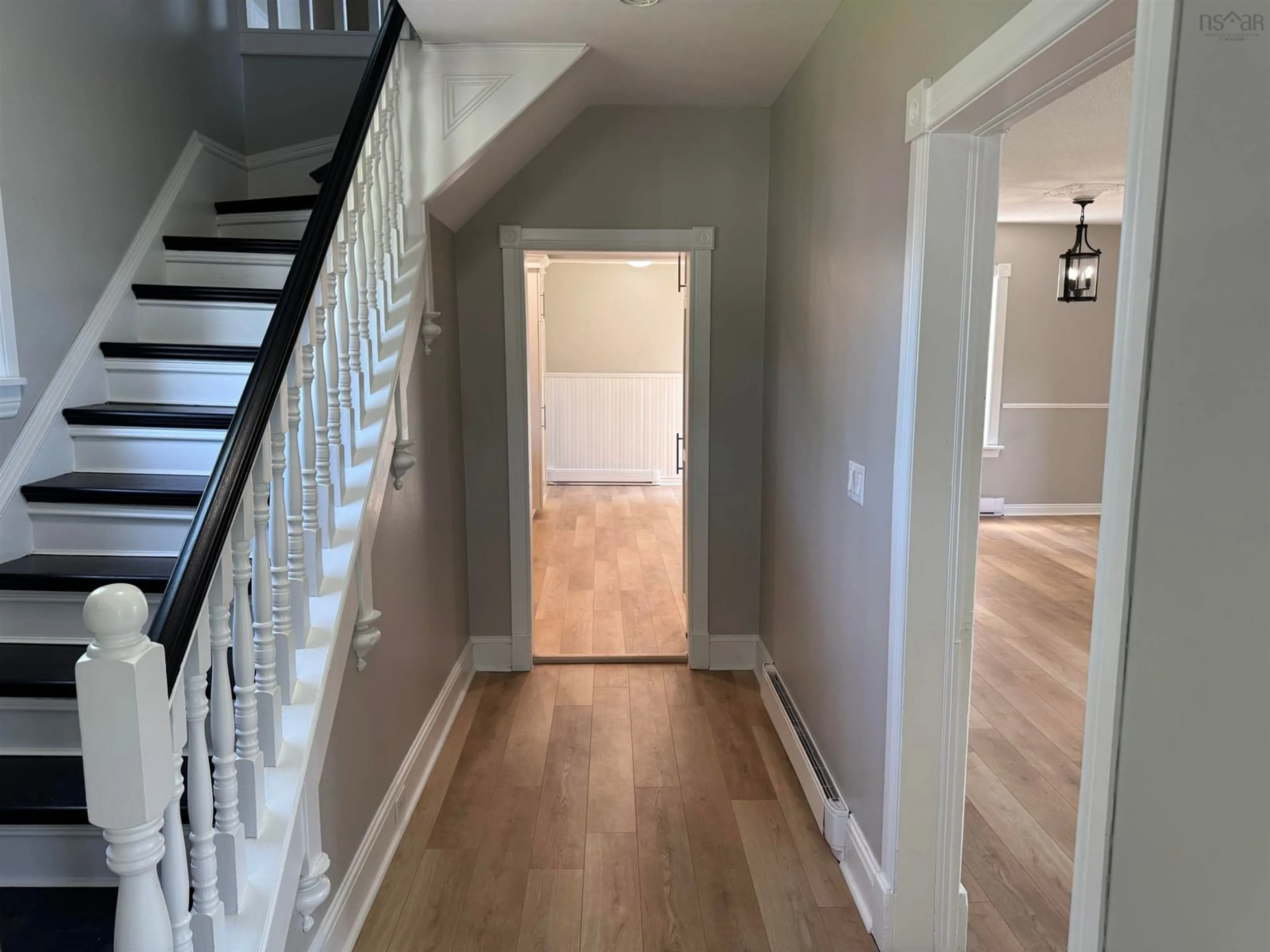 Indoor entryway for 41 Fourth St, New Glasgow Nova Scotia B2H 1C9