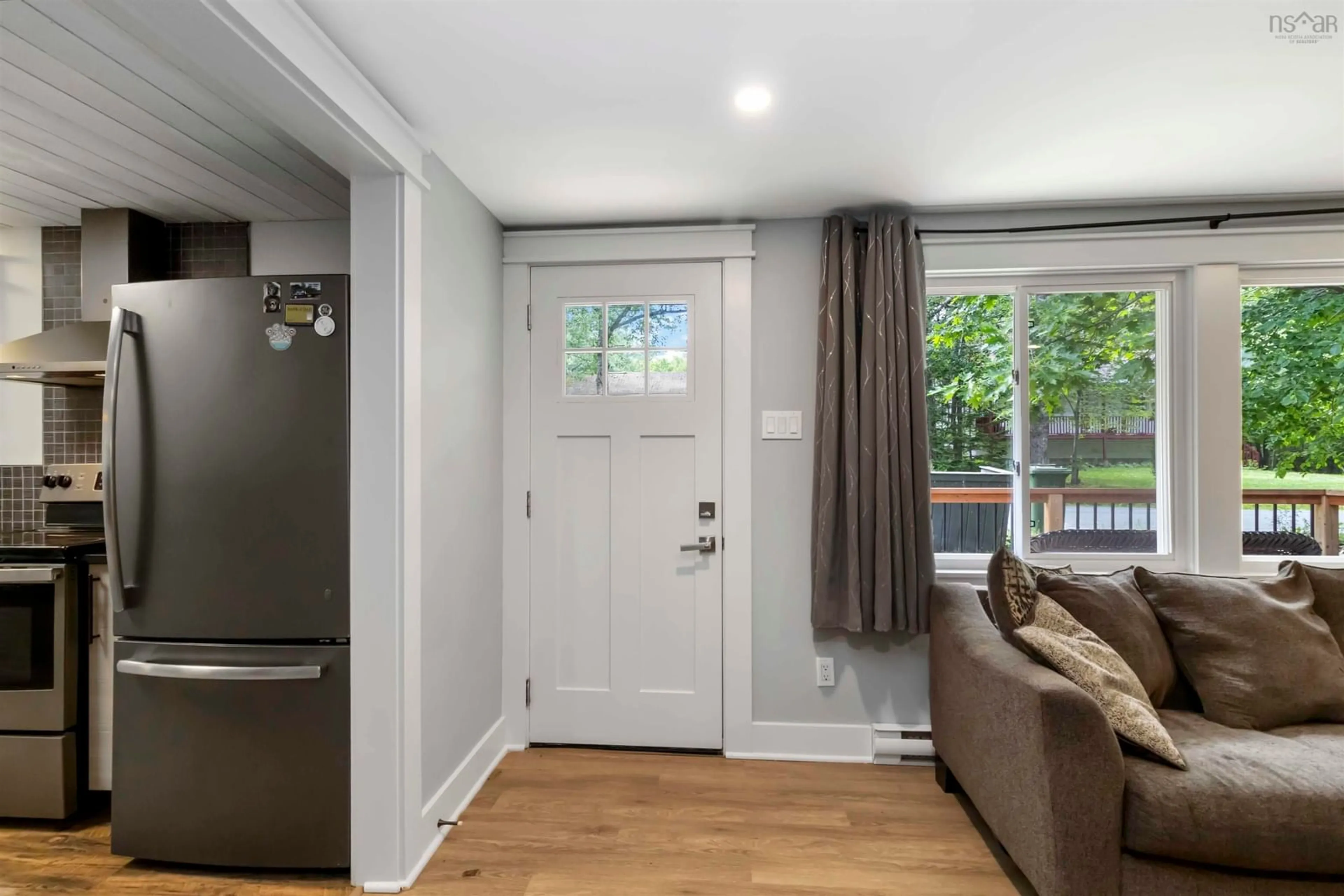 Indoor entryway for 636 Kinsac Rd, Kinsac Nova Scotia B4G 1C8