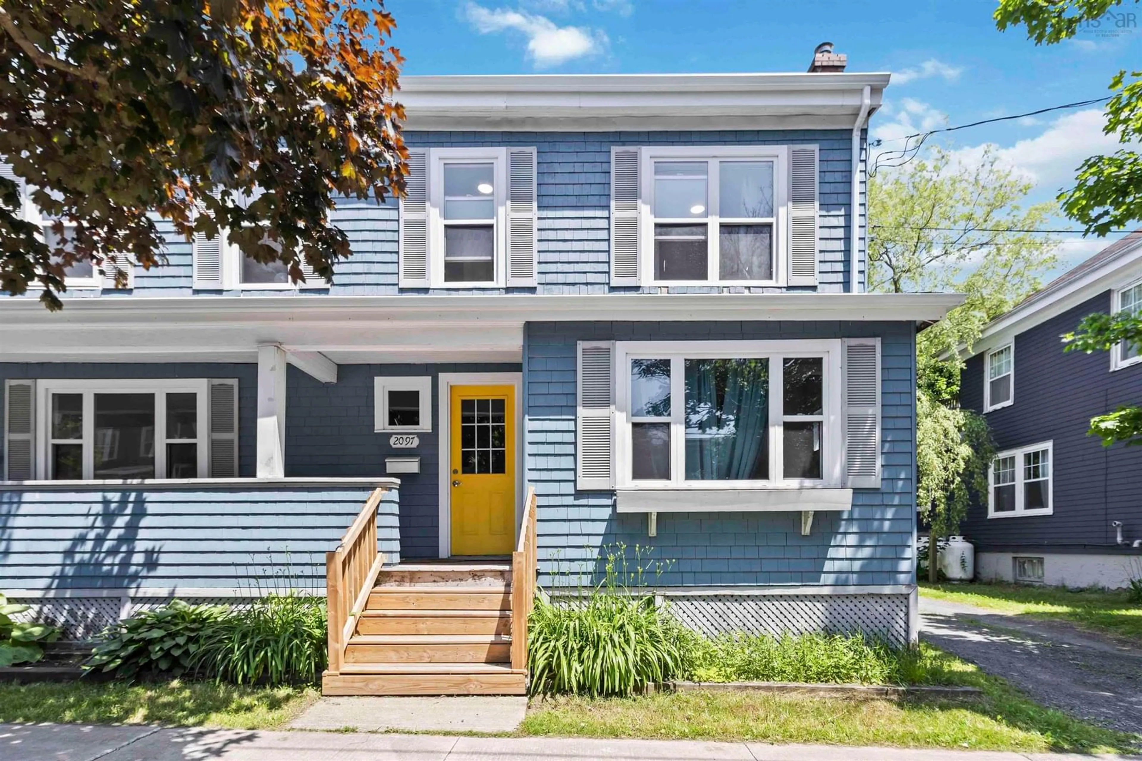 Home with vinyl exterior material, street for 2097 2099 2099A Oxford St, Halifax Nova Scotia B3L 2T3