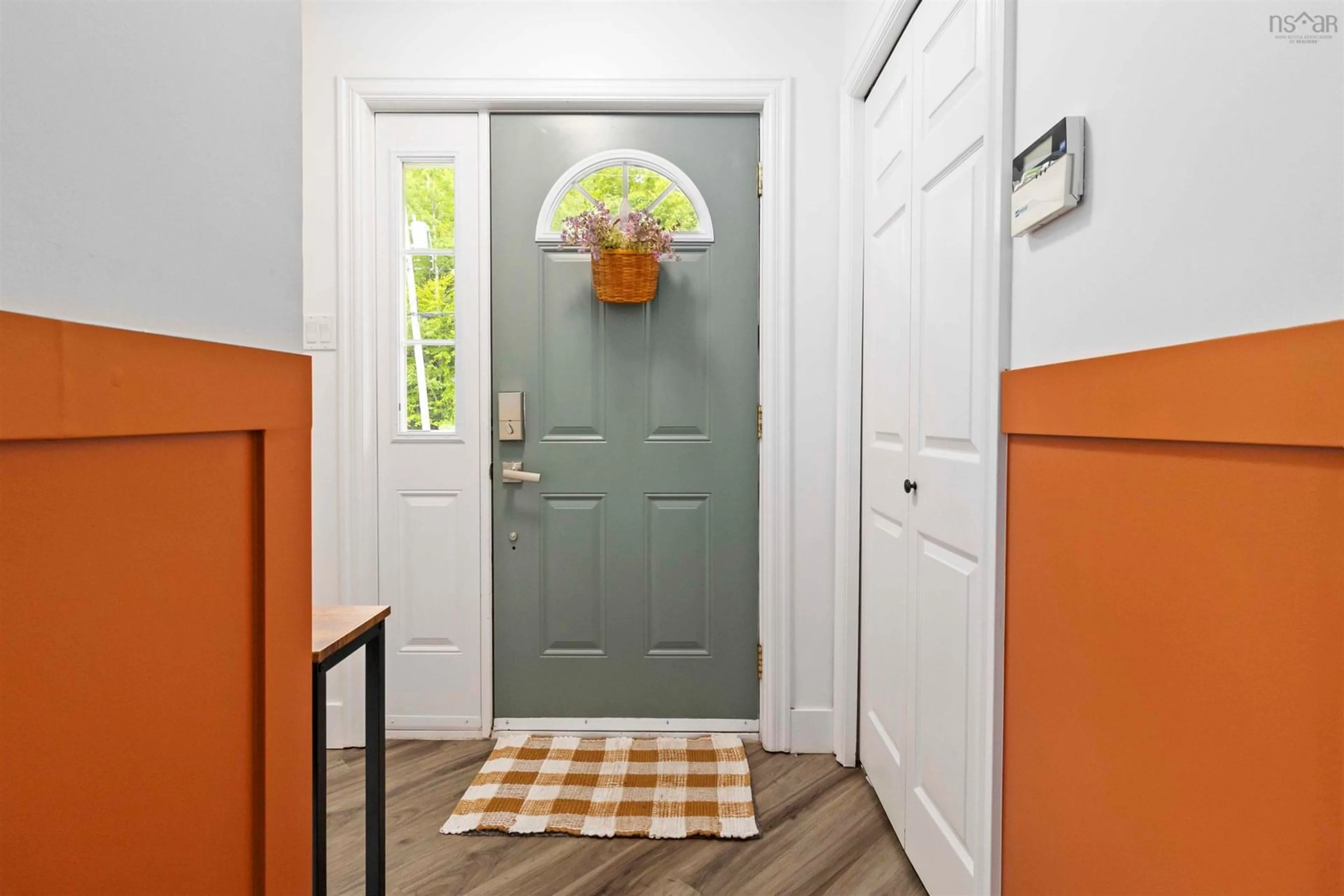 Indoor entryway for 153 Cavalier Dr, Lower Sackville Nova Scotia B4C 3L1