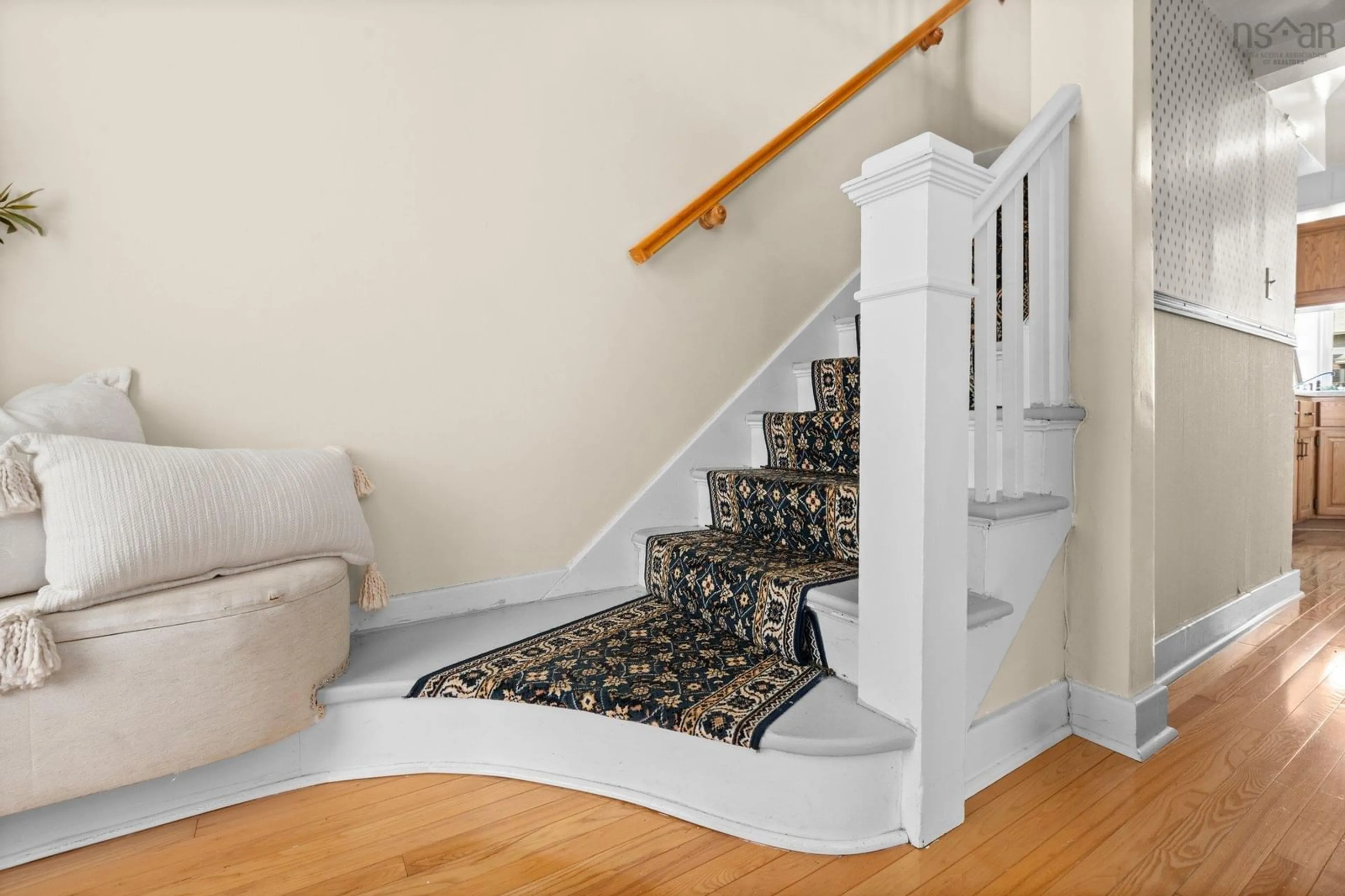 Stairs for 6347 Seaforth St, Halifax Nova Scotia B3L 1R2