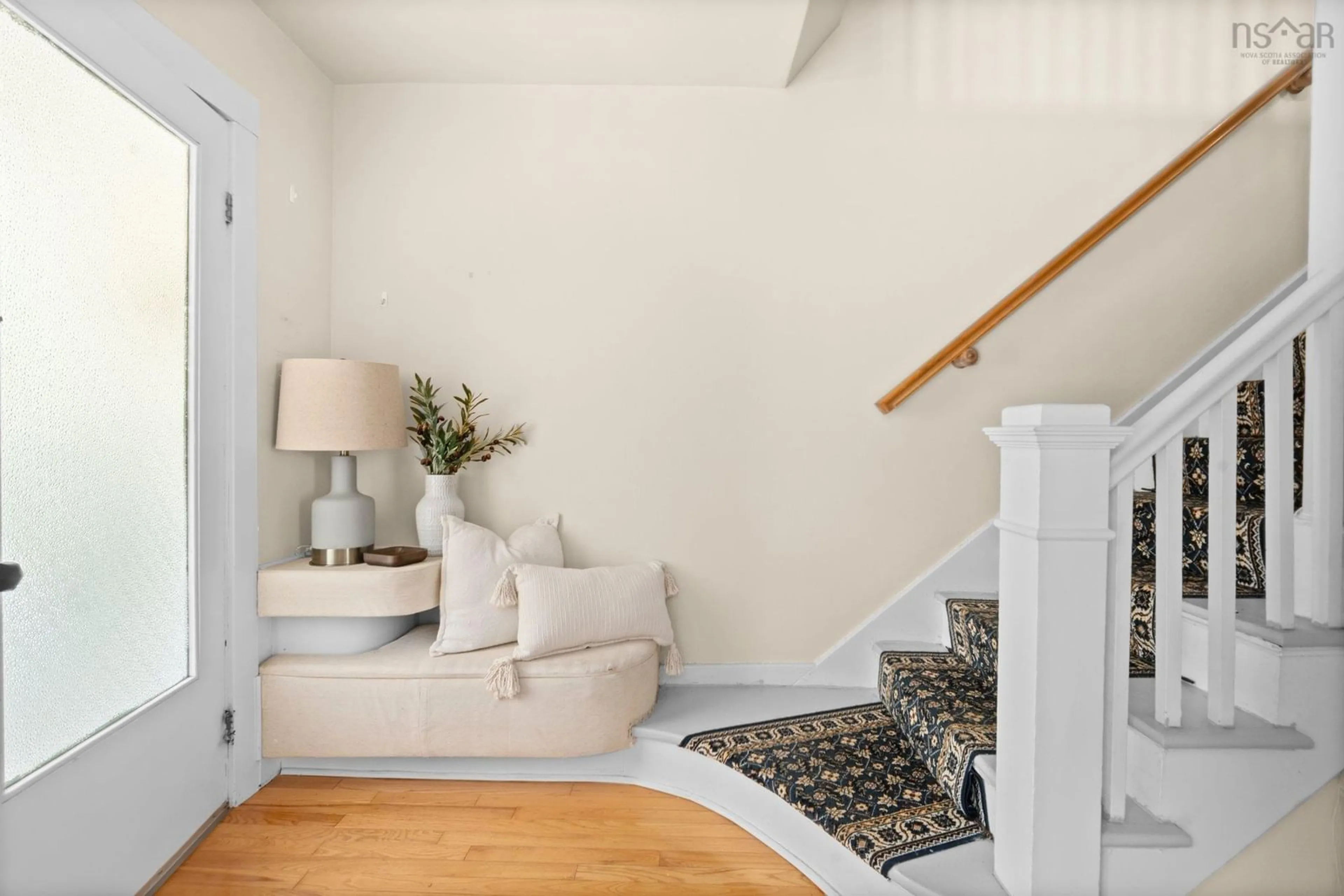 Indoor entryway for 6347 Seaforth St, Halifax Nova Scotia B3L 1R2