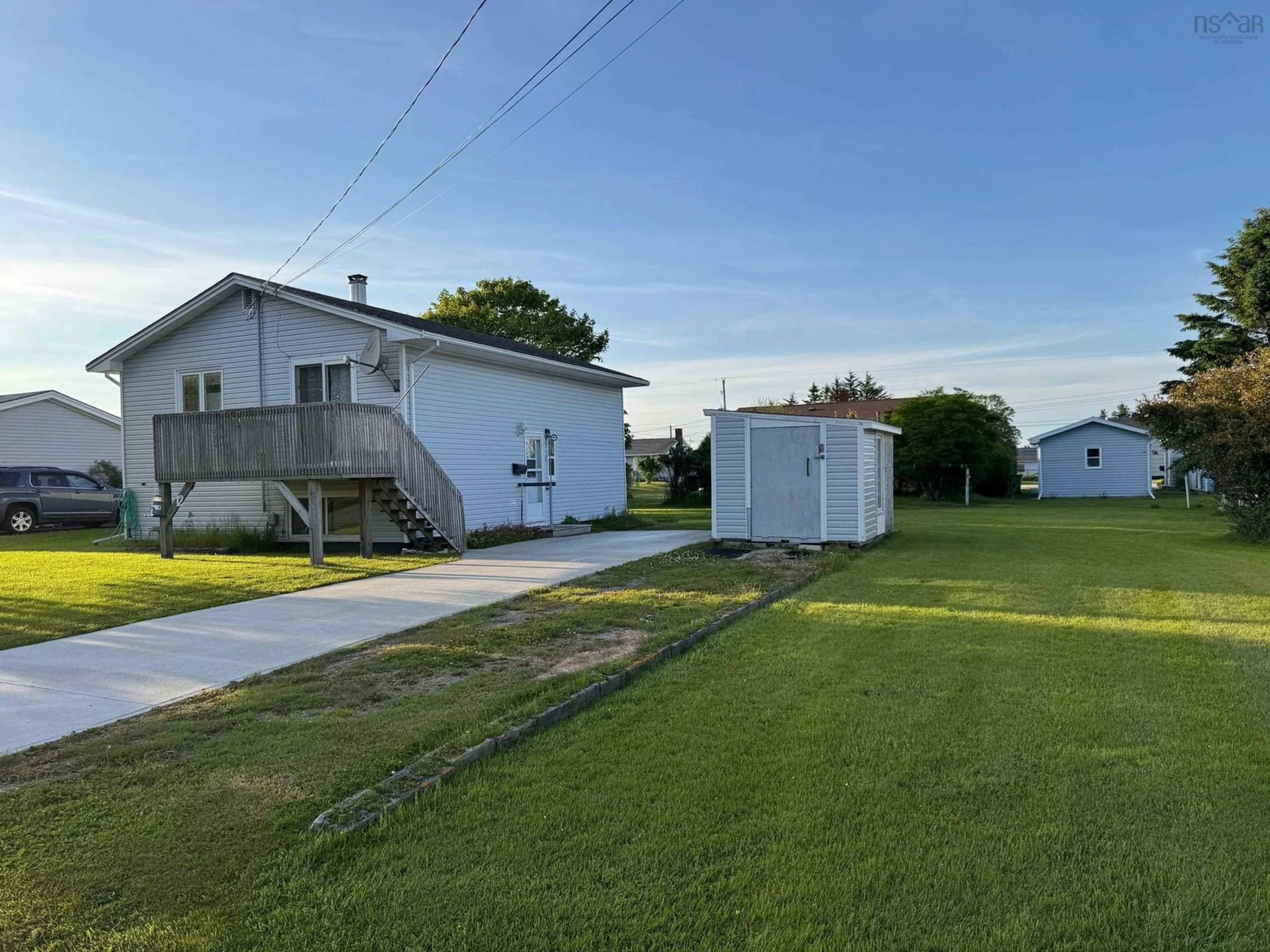 A pic from outside/outdoor area/front of a property/back of a property/a pic from drone, street for 12 Oak Dr, Yarmouth Nova Scotia B5A 2R4