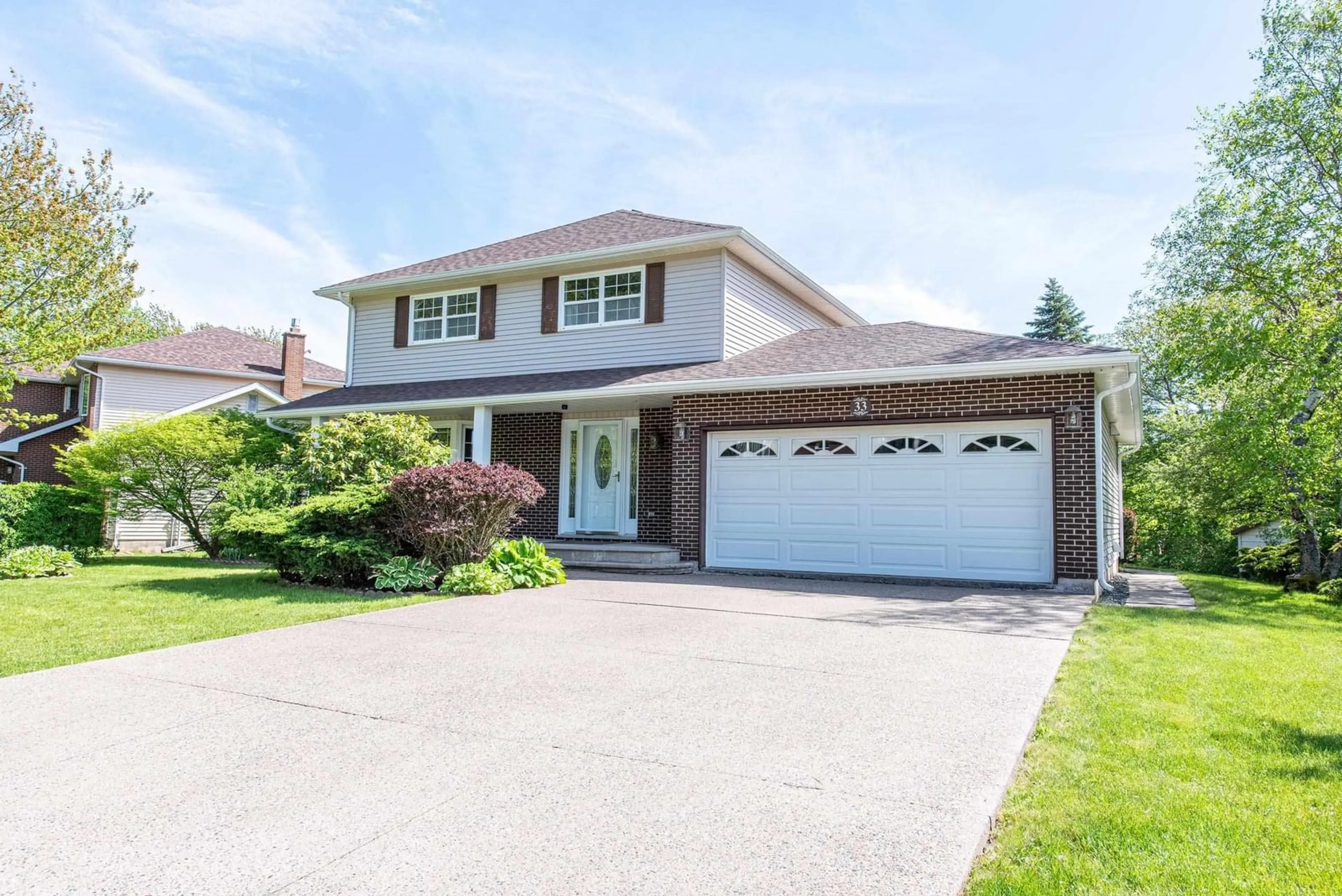 Home with vinyl exterior material, street for 33 P Thomas Dr, Dartmouth Nova Scotia B2W 6A1