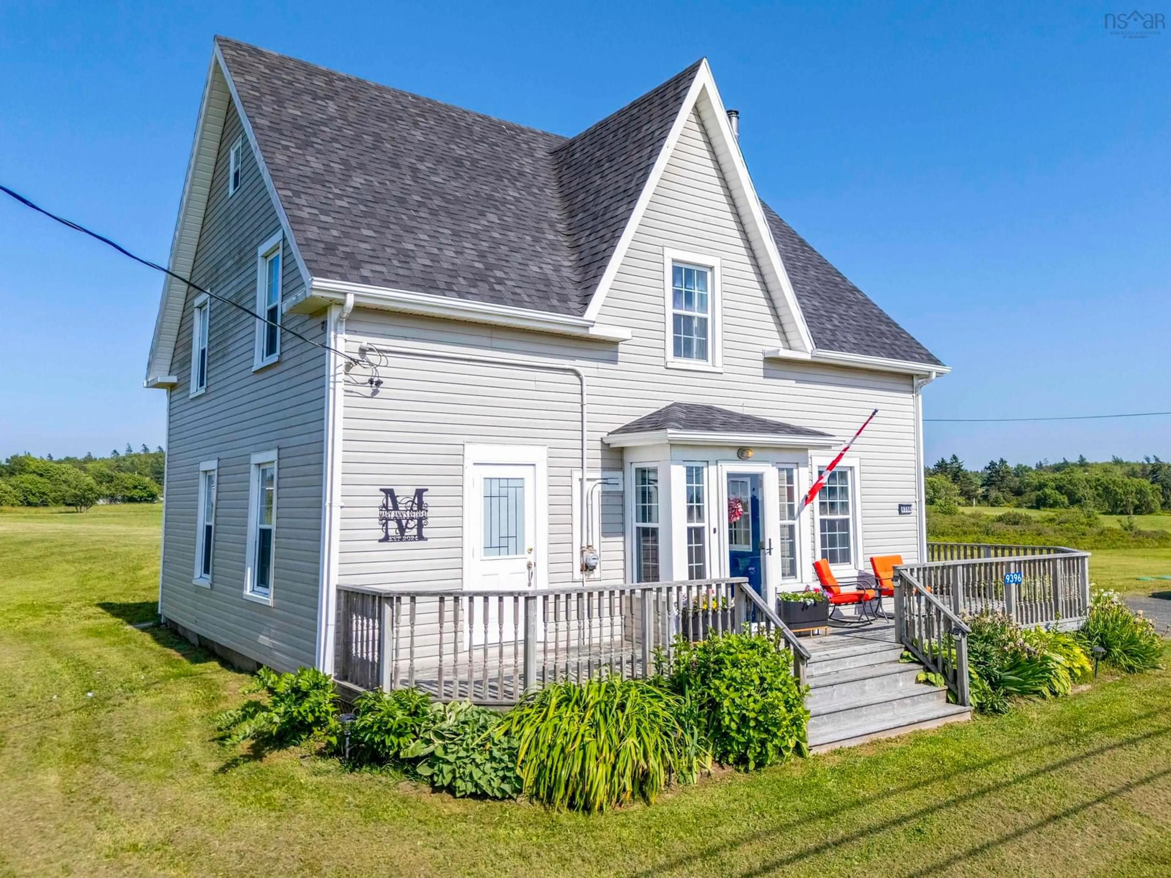Home with vinyl exterior material, building for 9396 Highway 1, Lower Saulnierville Nova Scotia B0W 3T0