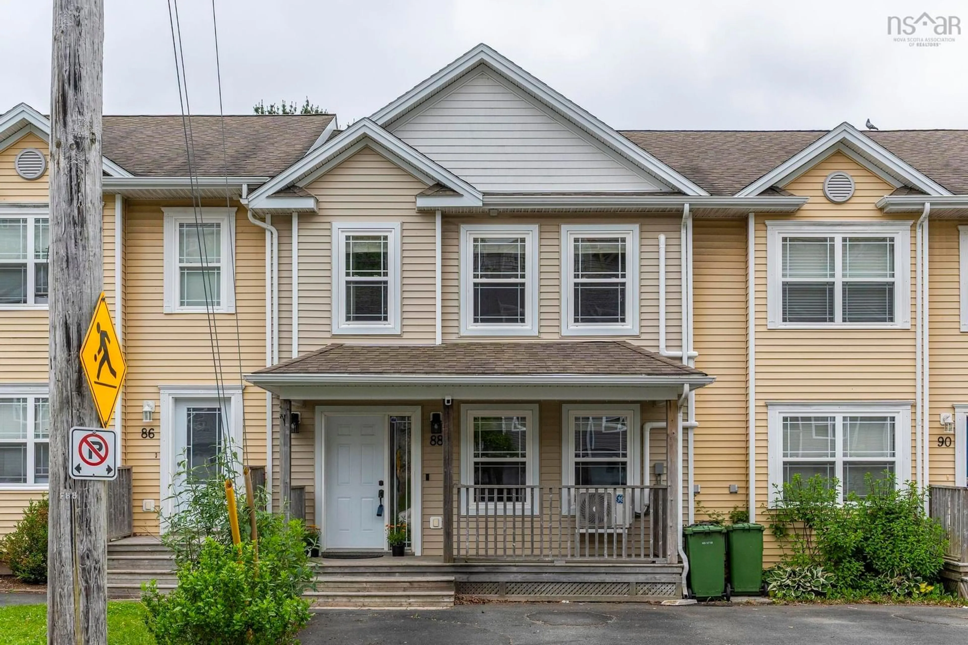 Home with vinyl exterior material, street for 88 Nadia Dr, Dartmouth Nova Scotia B3A 0A6