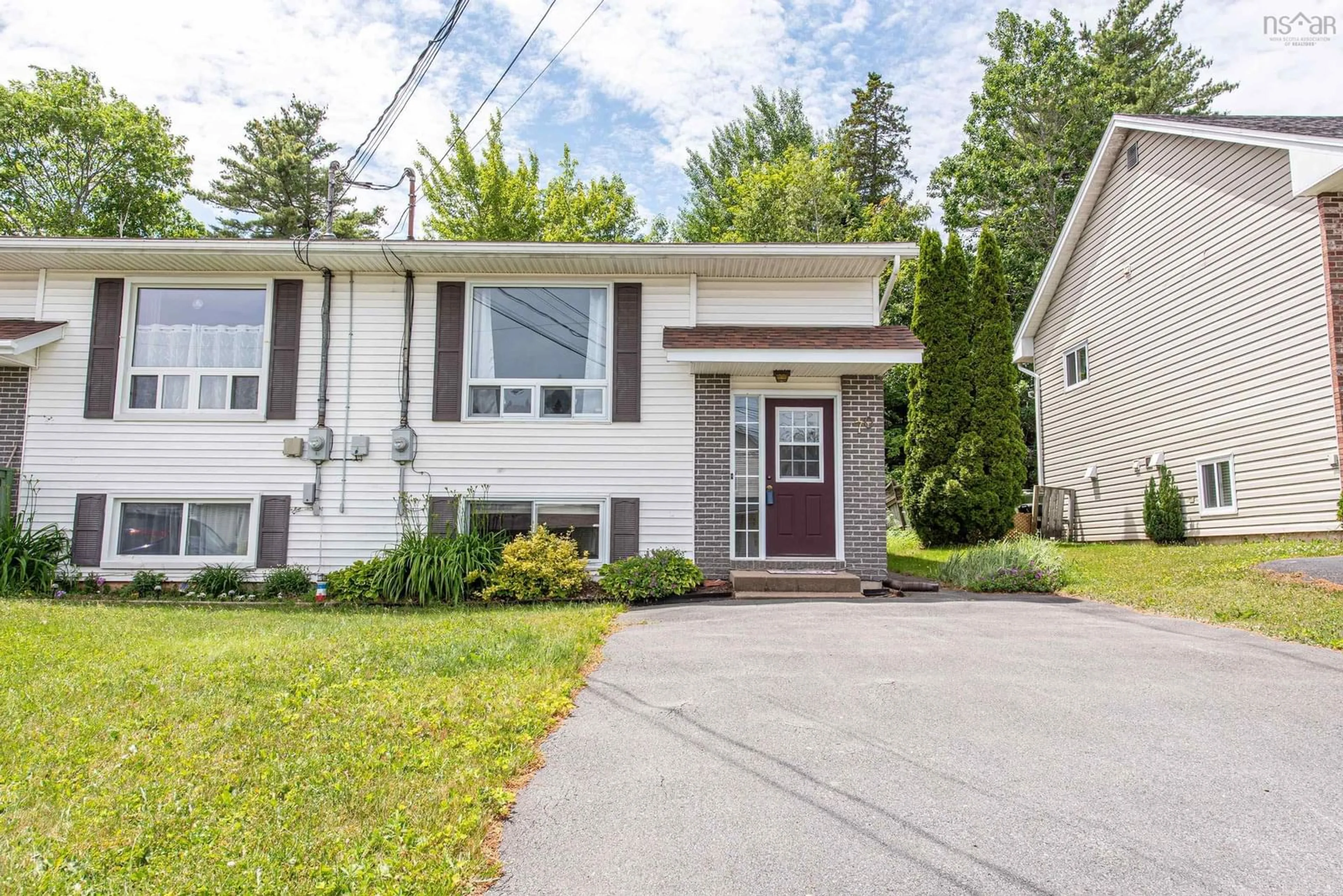 Home with vinyl exterior material, street for 70 Highrigger Cres, Middle Sackville Nova Scotia B4E 2Z7