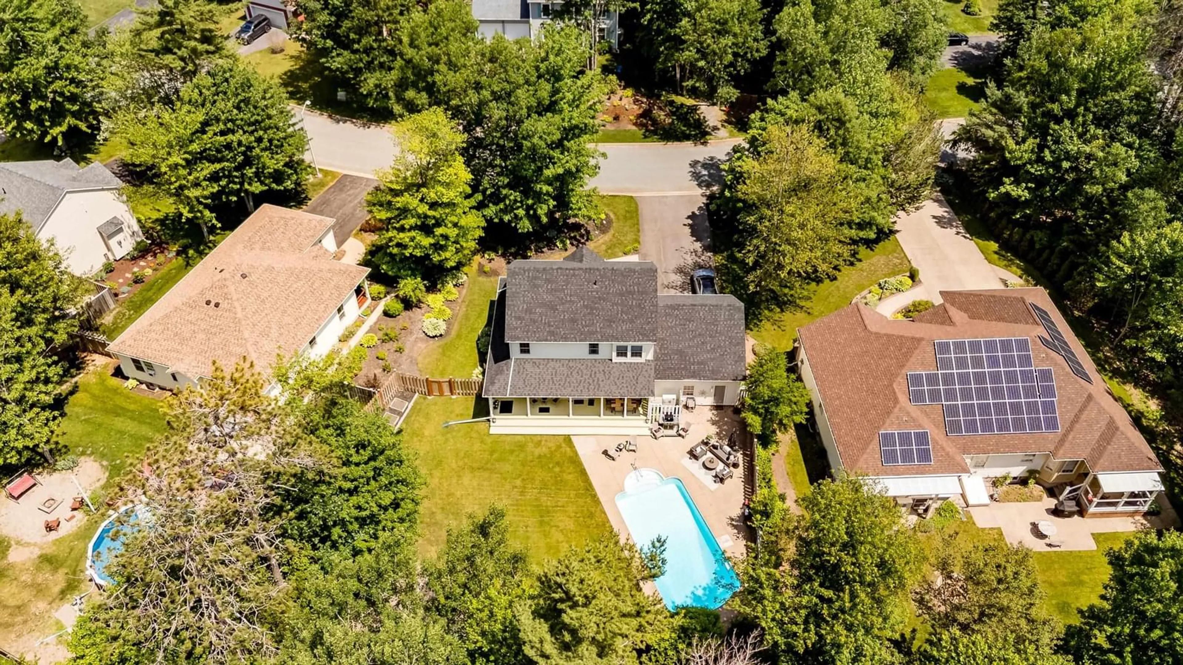 A pic from outside/outdoor area/front of a property/back of a property/a pic from drone, unknown for 72 Anderson Blvd, Kentville Nova Scotia B4N 5H2