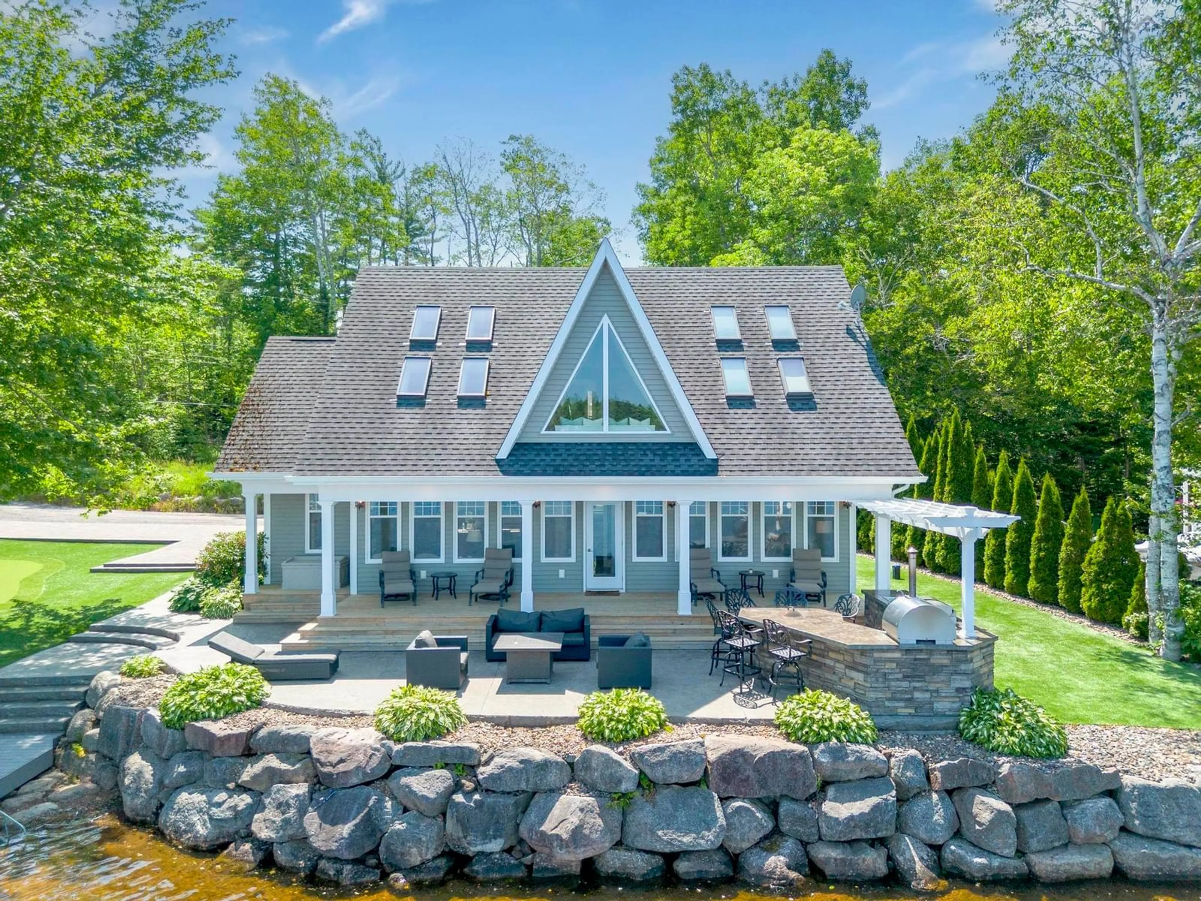 Home with vinyl exterior material, water/lake/river/ocean view for 34 Q8 Rd, Lake George Nova Scotia B0P 1C0