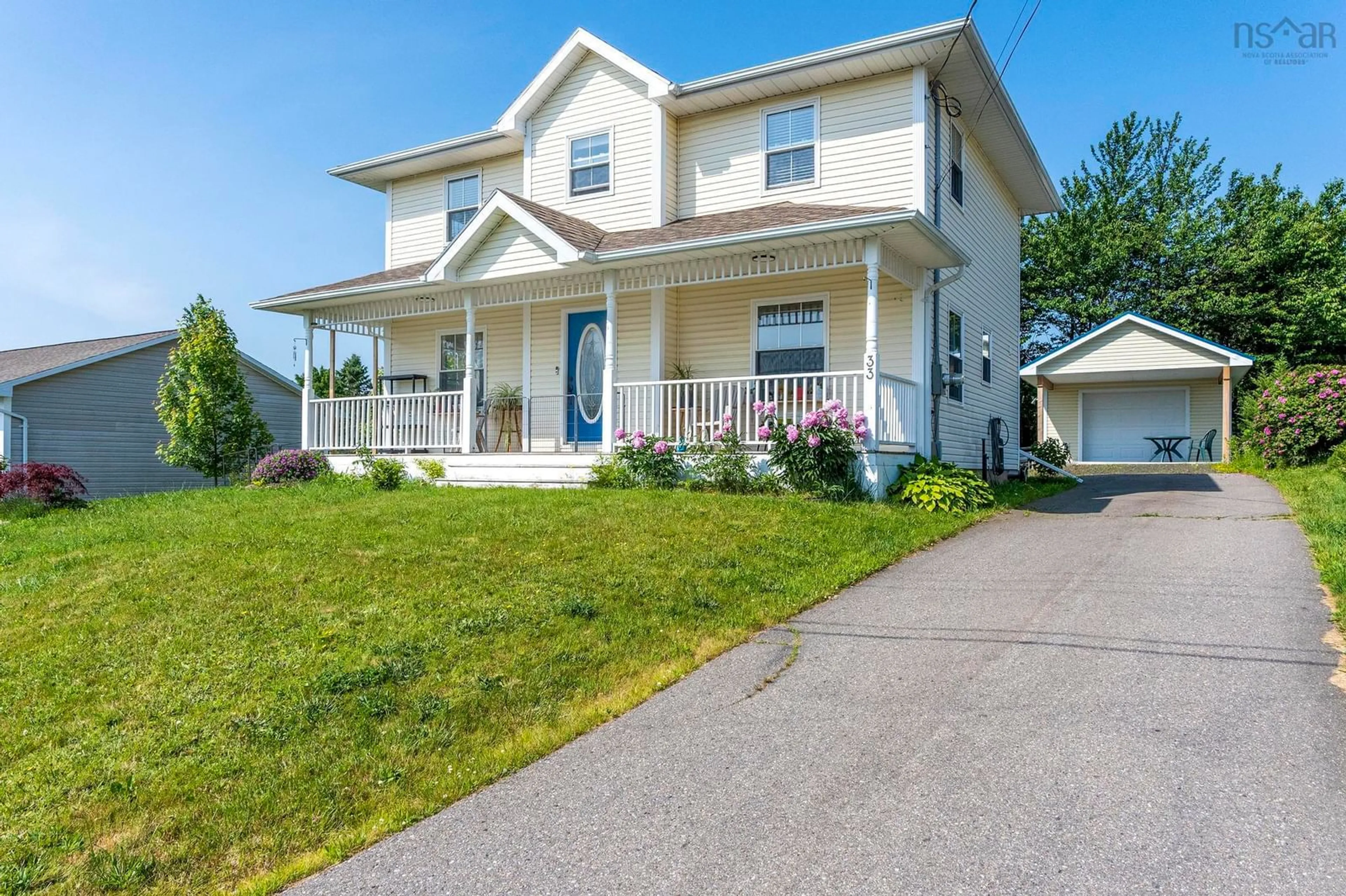 Home with vinyl exterior material, street for 33 West St, Digby Nova Scotia B0V 1A0