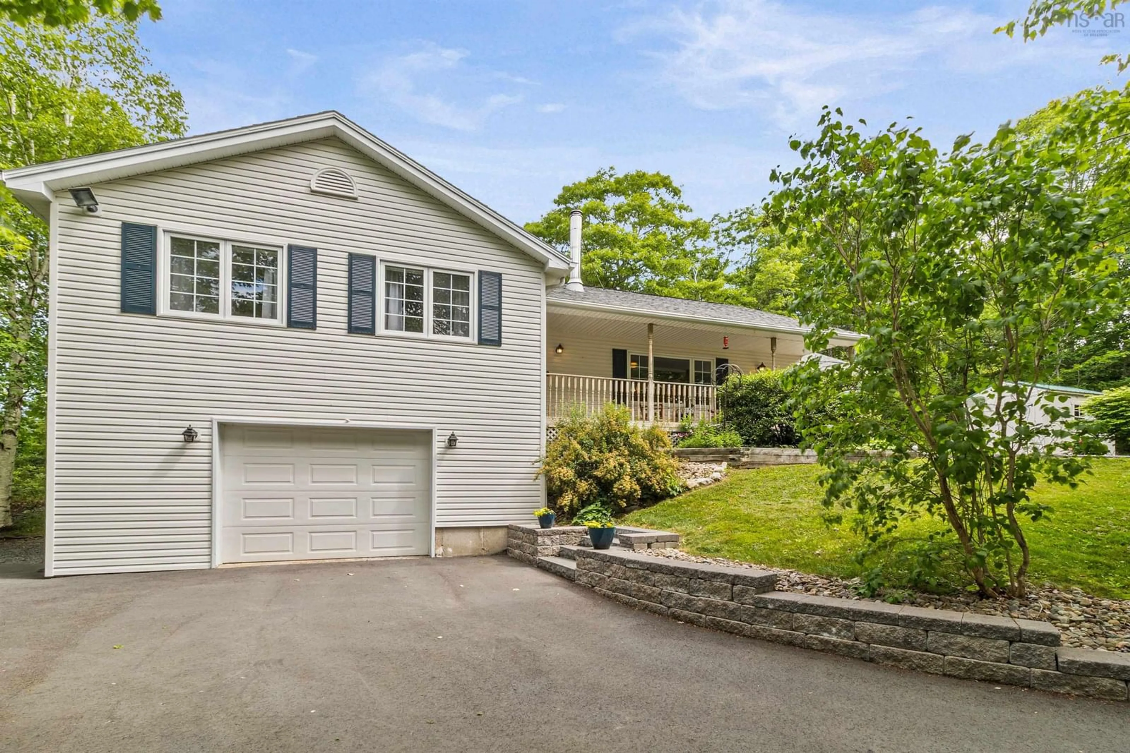 Home with vinyl exterior material, street for 67 Confederation Ave, Fall River Nova Scotia B2T 1N1