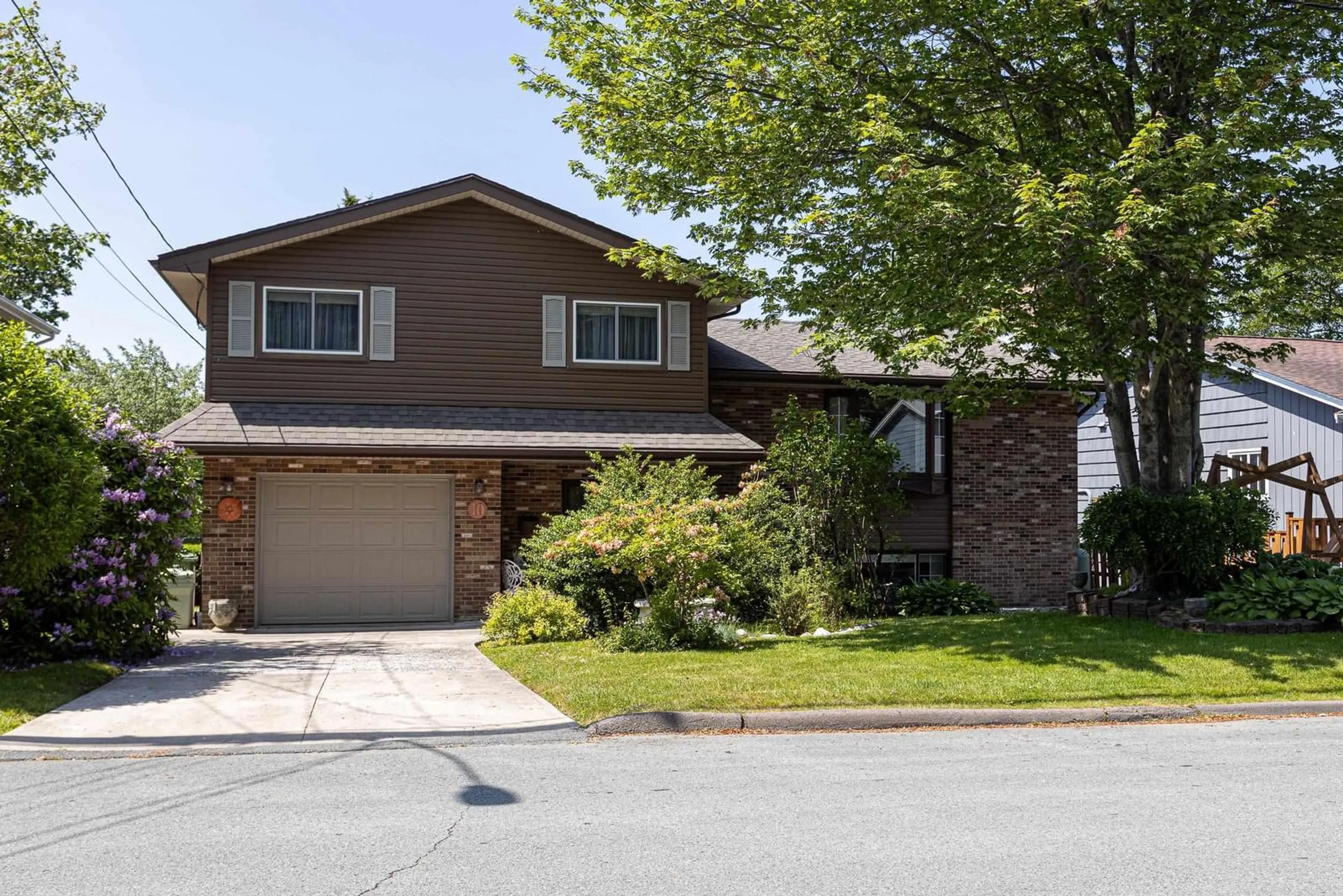Home with brick exterior material, street for 10 Wheatstone Hts, Dartmouth Nova Scotia B2Y 4C6