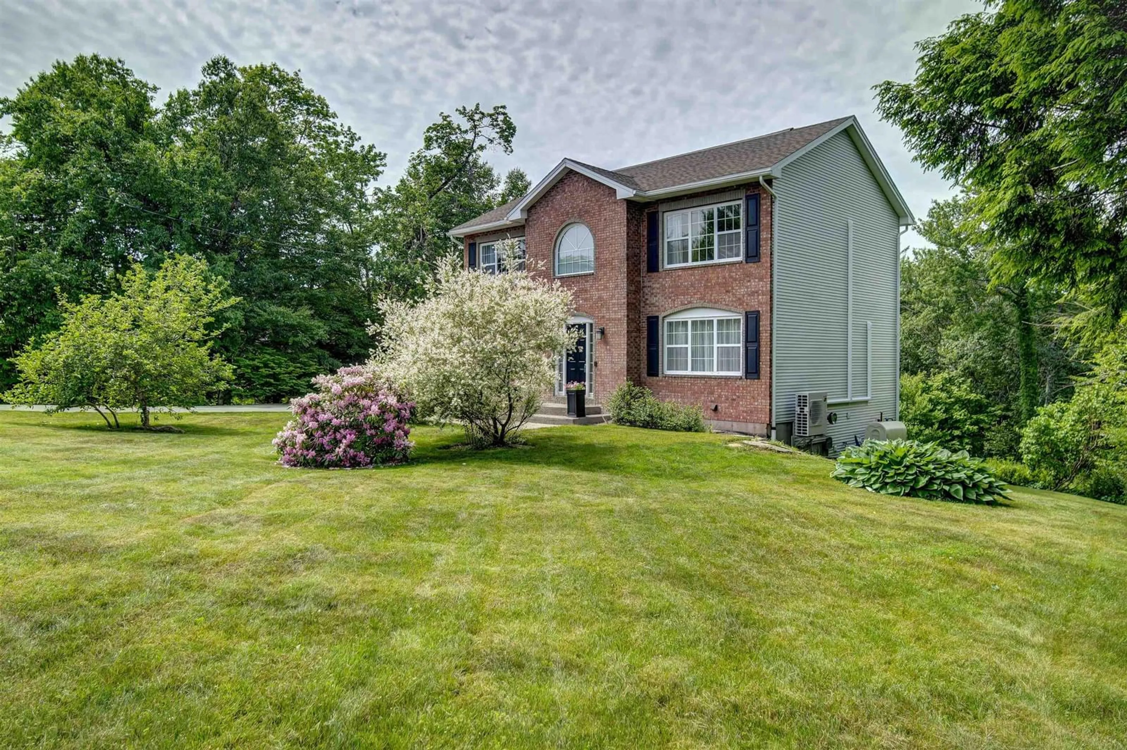 Home with brick exterior material, unknown for 116 Thompson Run, Hammonds Plains Nova Scotia B4B 1T7