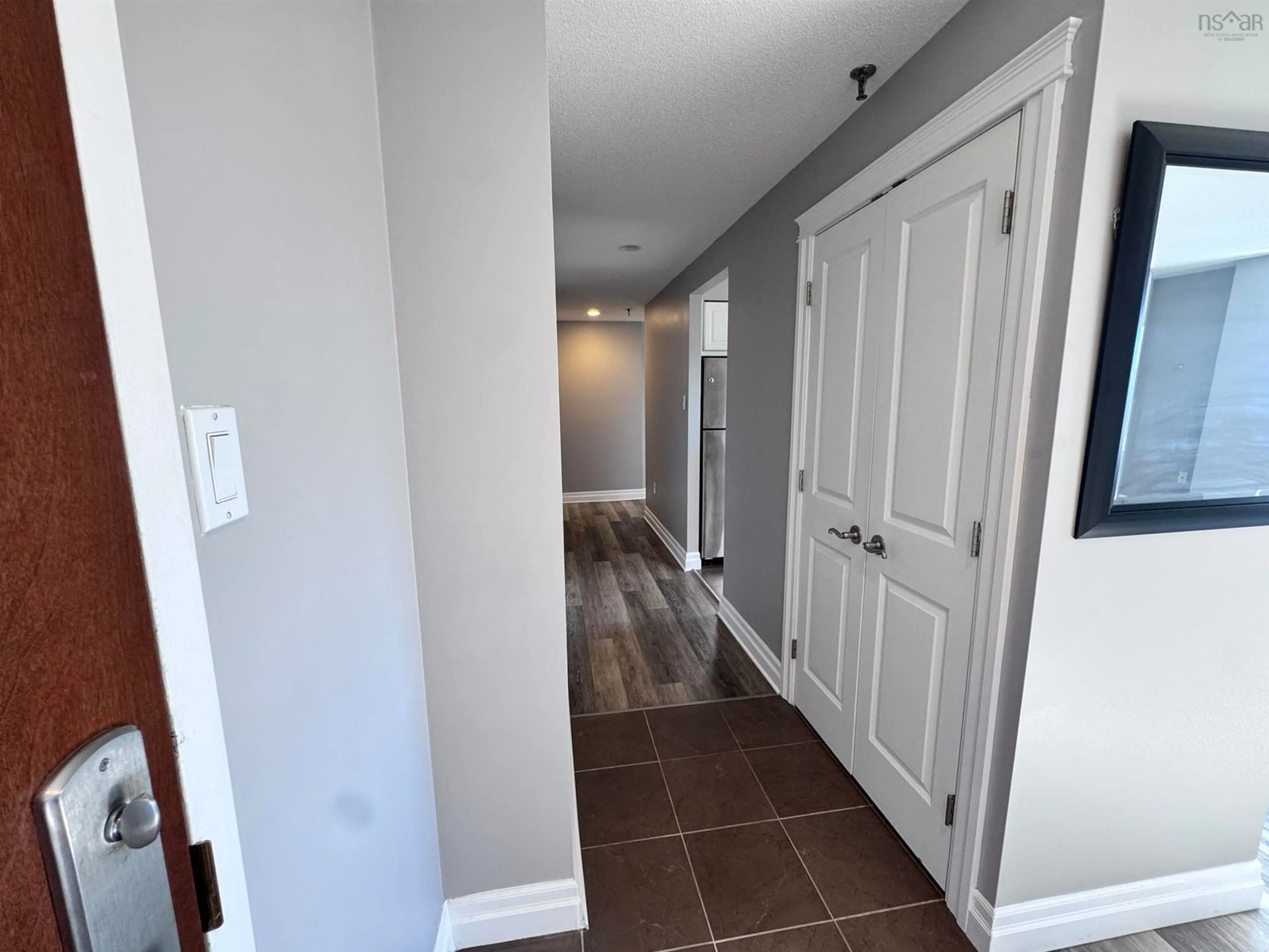 Indoor entryway for 45 Vimy Ave #1222, Halifax Nova Scotia B3M 4C5