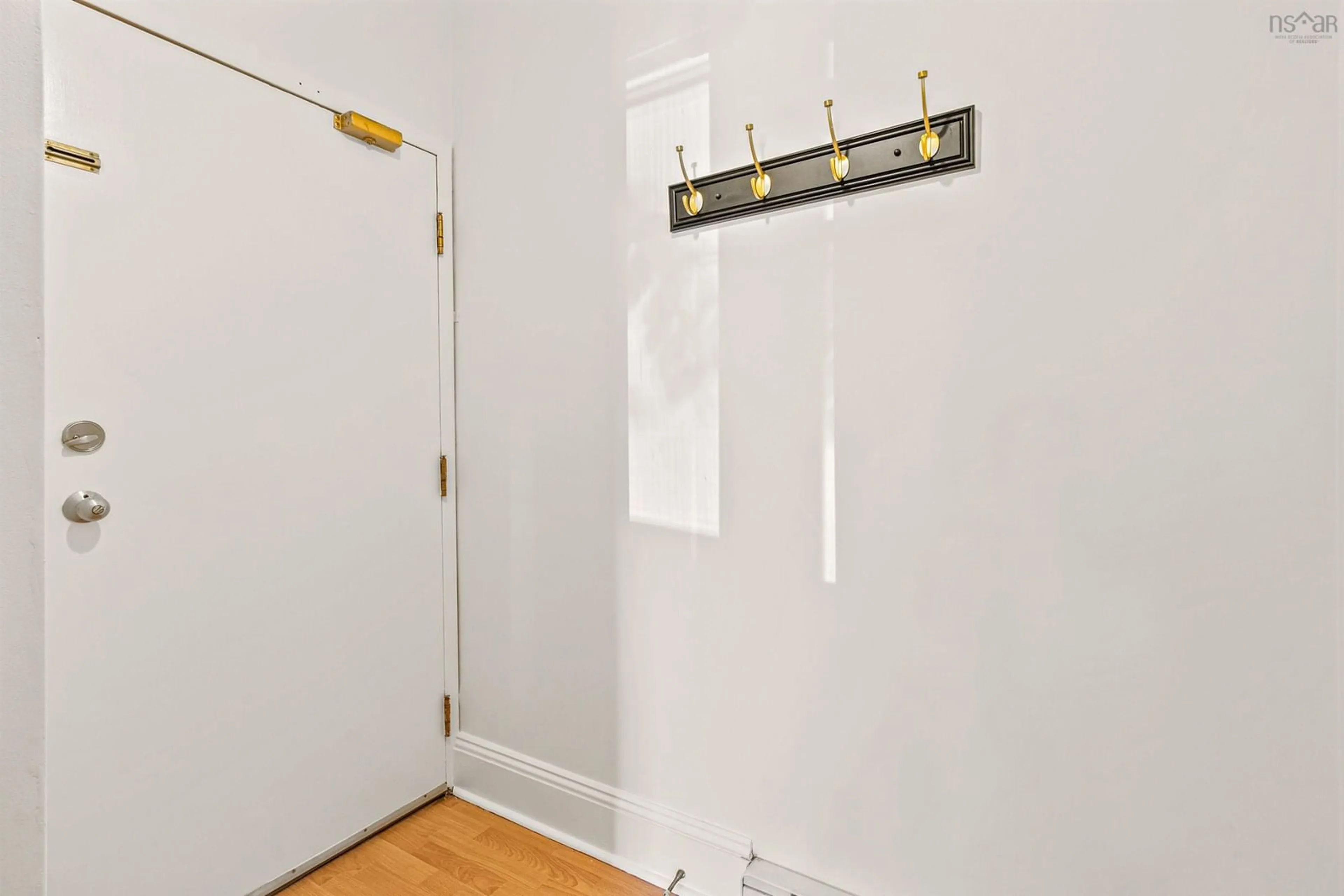 Indoor entryway for 1300 Queen St #21, Halifax Nova Scotia B3J 2H5