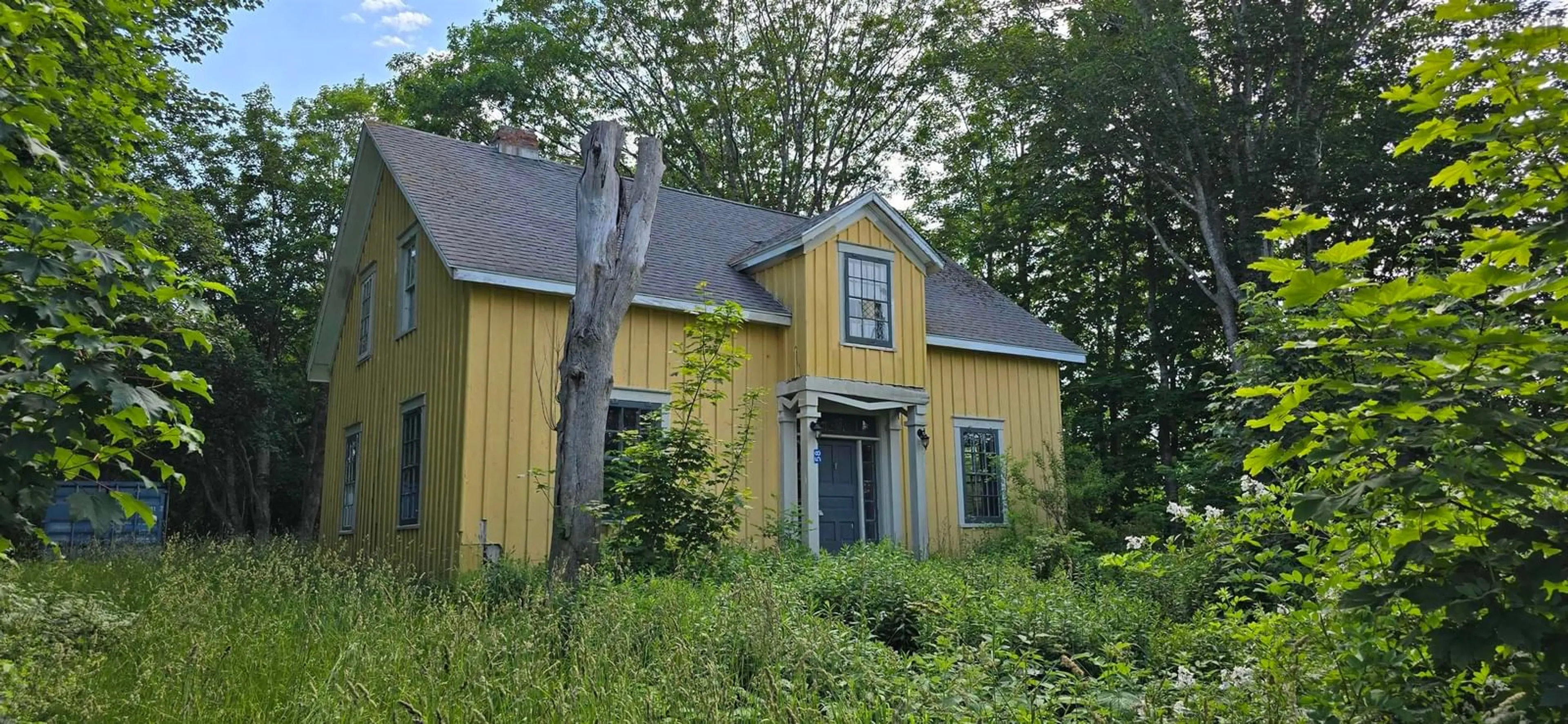 Home with vinyl exterior material, street for 58 Long Cove Rd, Port Medway Nova Scotia B0J 2T0