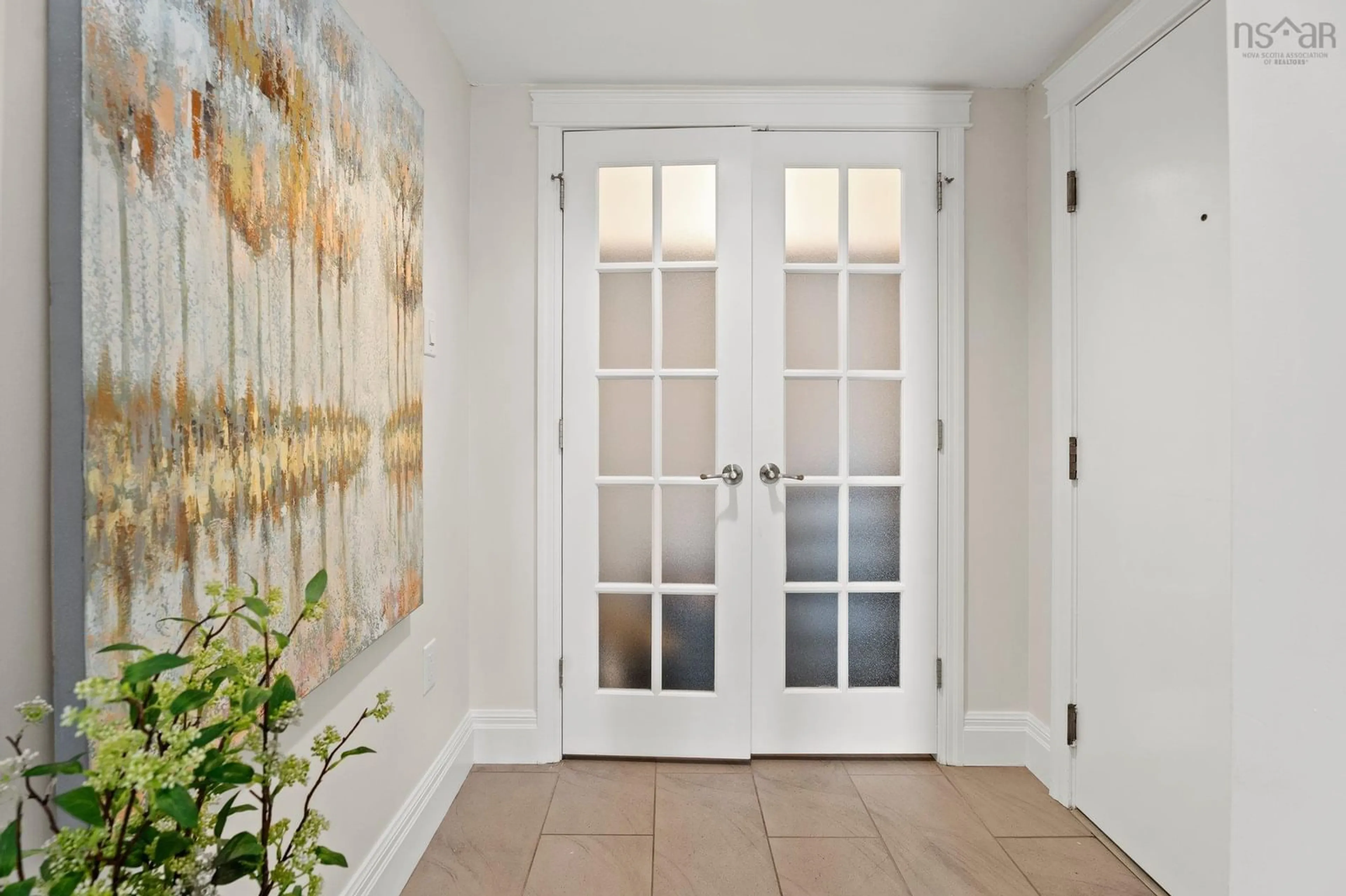 Indoor entryway for 45 Vimy Ave #721, Halifax Nova Scotia B3M 4C5